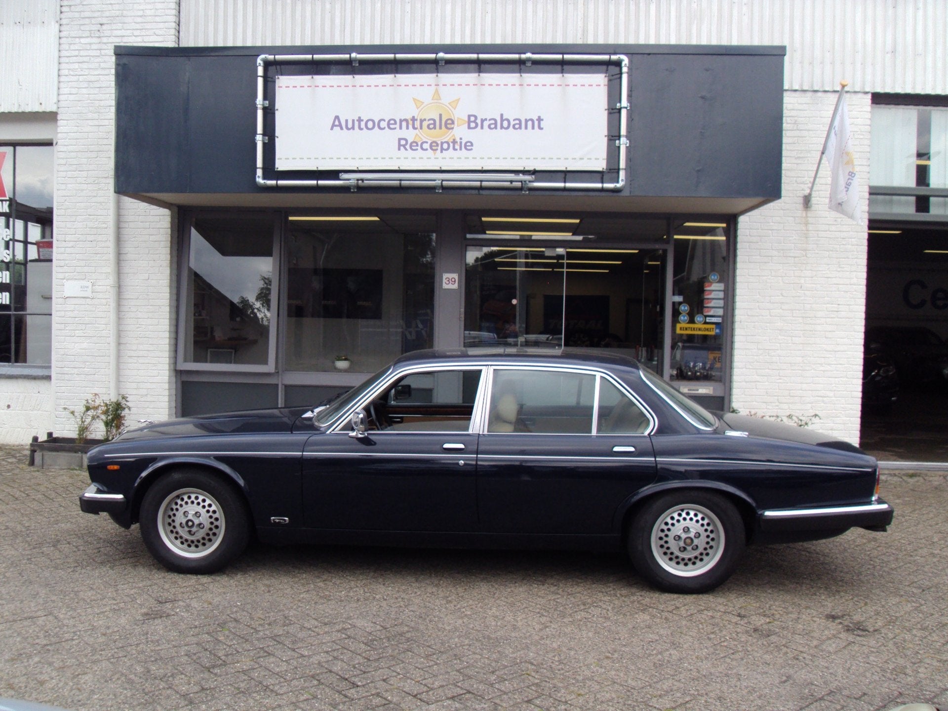 Jaguar XJ 5.3 V12 HE, foto 2