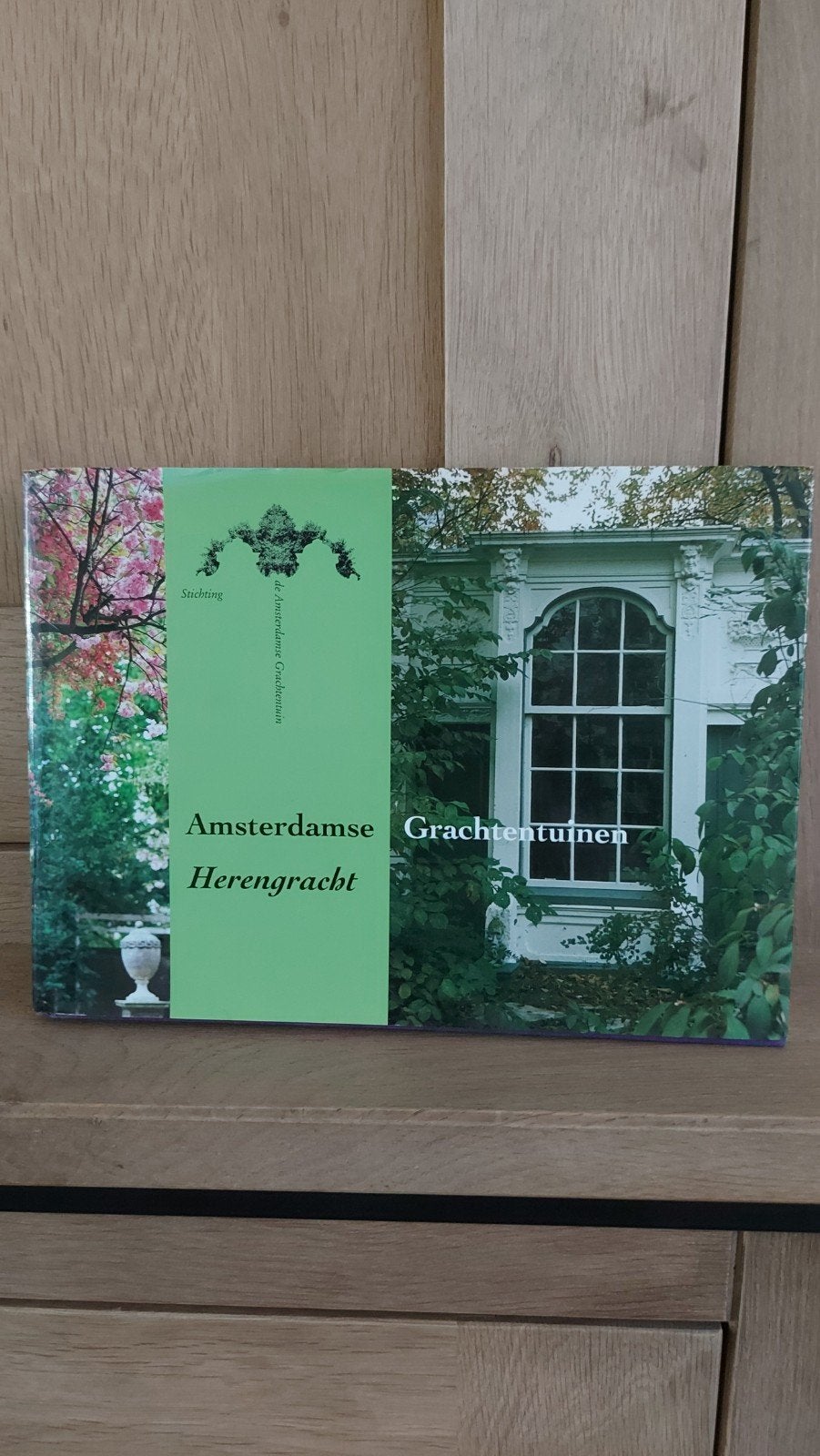 Amsterdamse Grachtentuinen Herengracht Boek, Ophalen of Verzenden, Zo goed als nieuw, Overige onderwerpen, Stichting de Amsterdamse Grachtentuinen