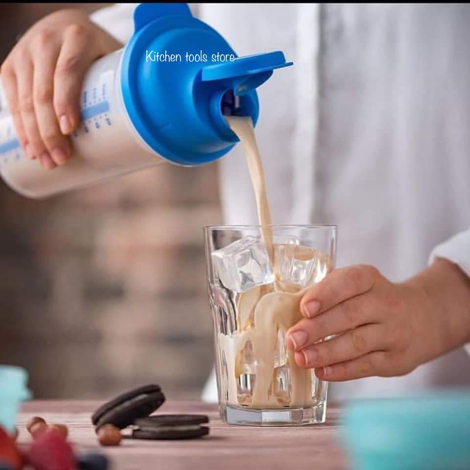 Nieuwe Tupperware blauwe Quick Shaker 600 ml op voorraad, Huis en Inrichting, Keuken | Tupperware, Ophalen of Verzenden, Nieuw