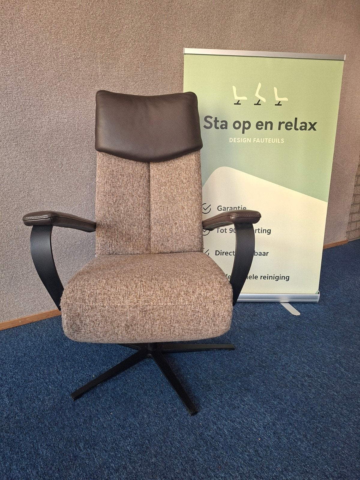 Elektrische relax fauteuil Montel als nieuw op accu 🔋, Ophalen of Verzenden, Zo goed als nieuw, Staopenrelax@gmail.com, Sta-op-en-relax