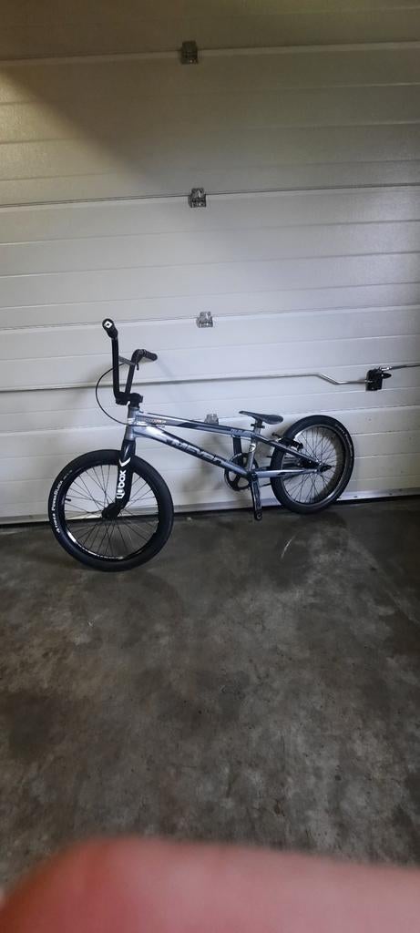 Pro 22 BMX met Carbon X2 voorvork - Jong gebruikt, Pro 22, 20 tot 24 inch, Aluminium, Ophalen of Verzenden