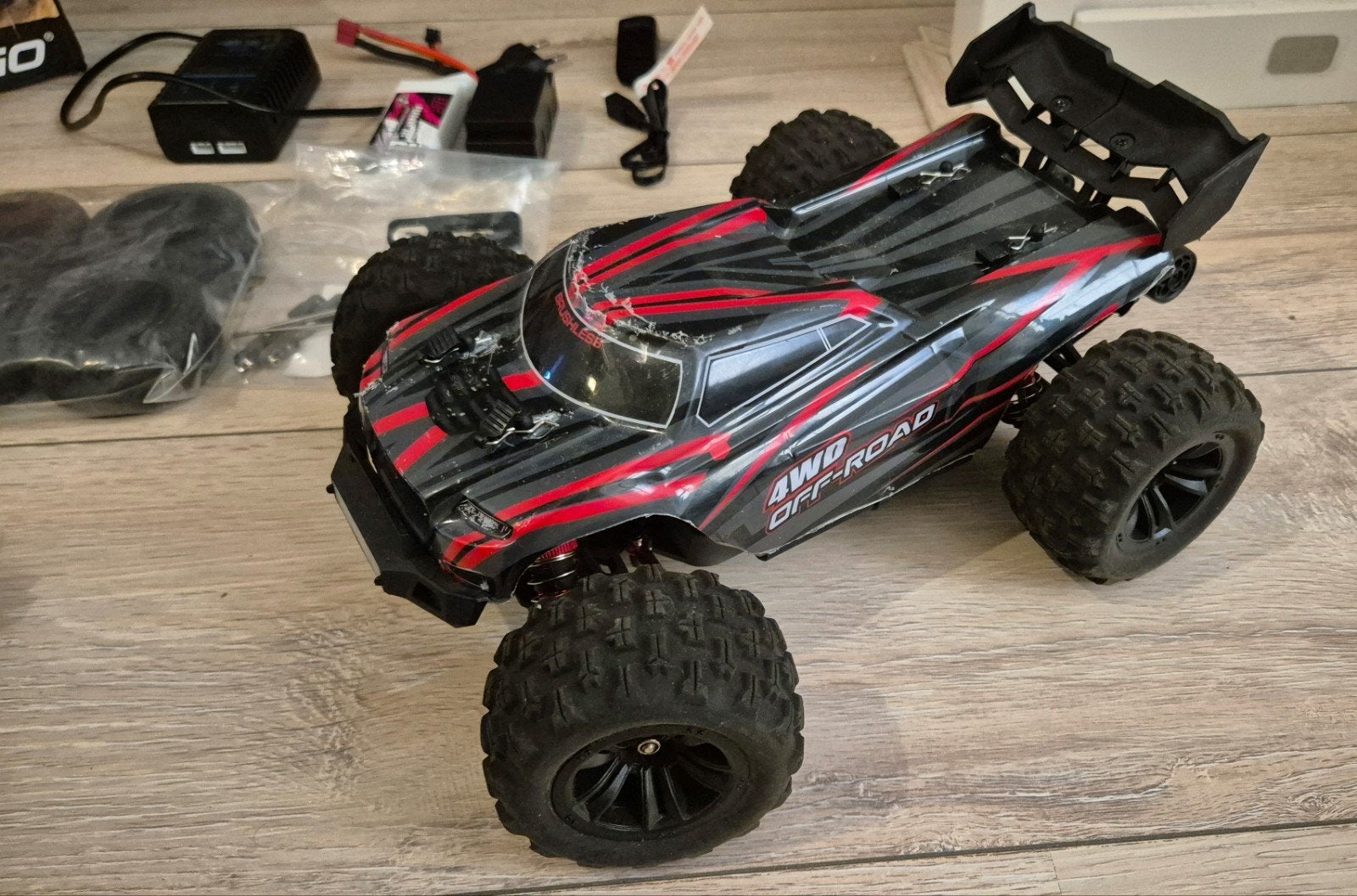 Hyper Go 16210 1:16 RC Auto (4WD), Elektro, Auto offroad, Ophalen of Verzenden, Zo goed als nieuw