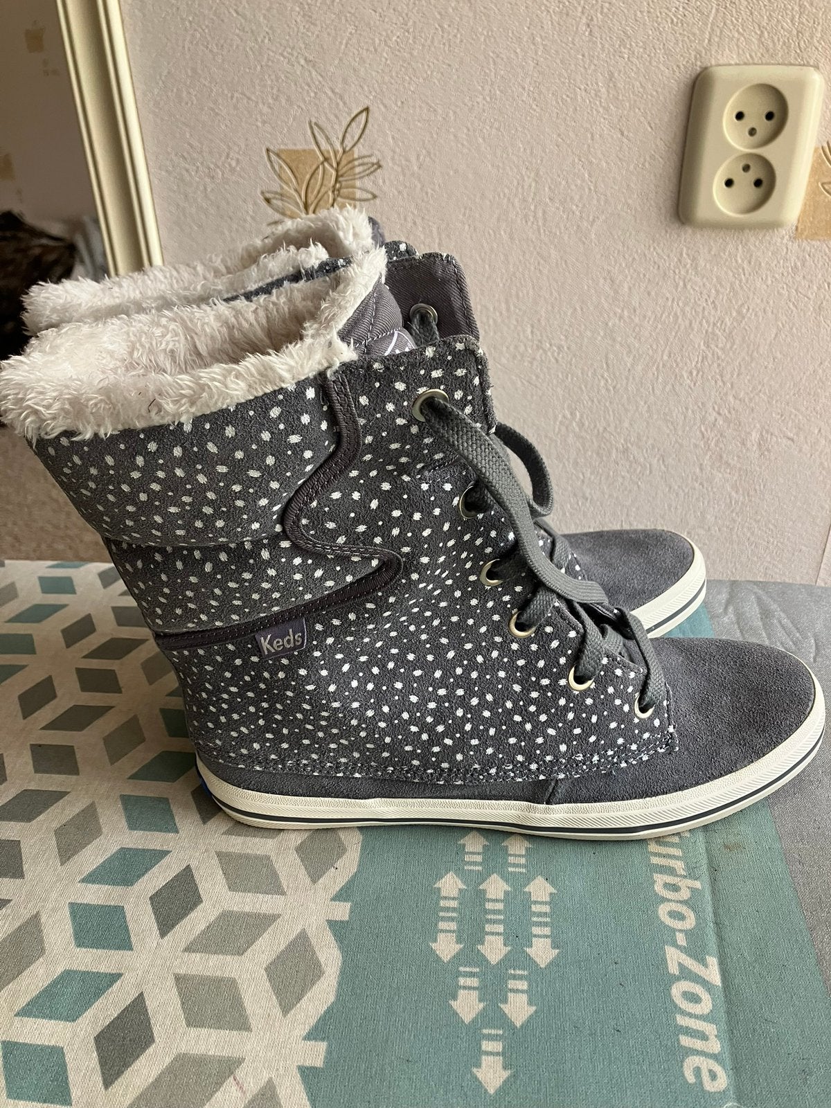 Laarzen mt 40.       Keds., Kleding | Dames, Hoge laarzen, Verzenden, Zo goed als nieuw, Grijs
