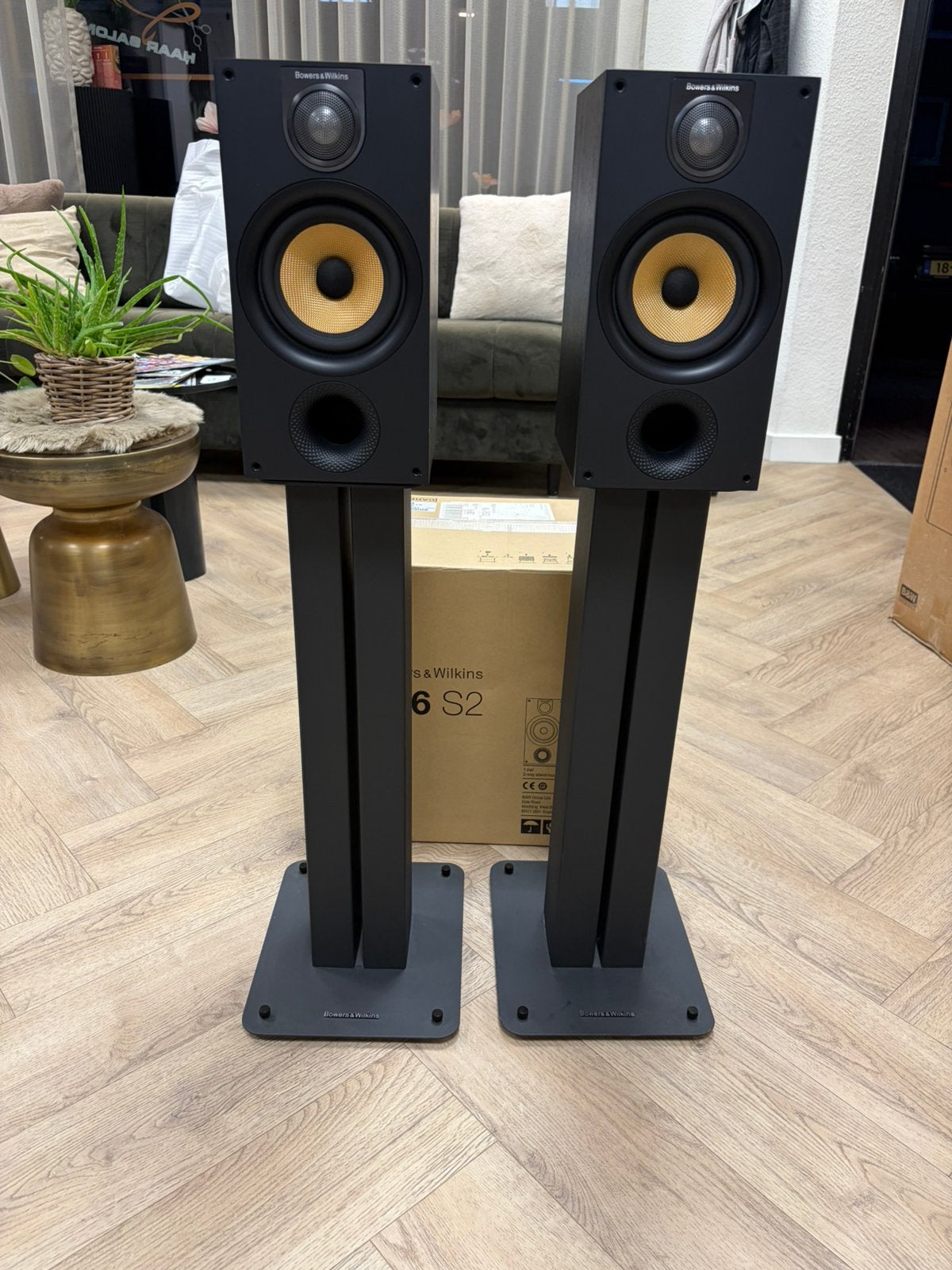 Bowers & Wilkins 685S2 met statieven, Ophalen, Zo goed als nieuw, Bowers & Wilkins (B&W)