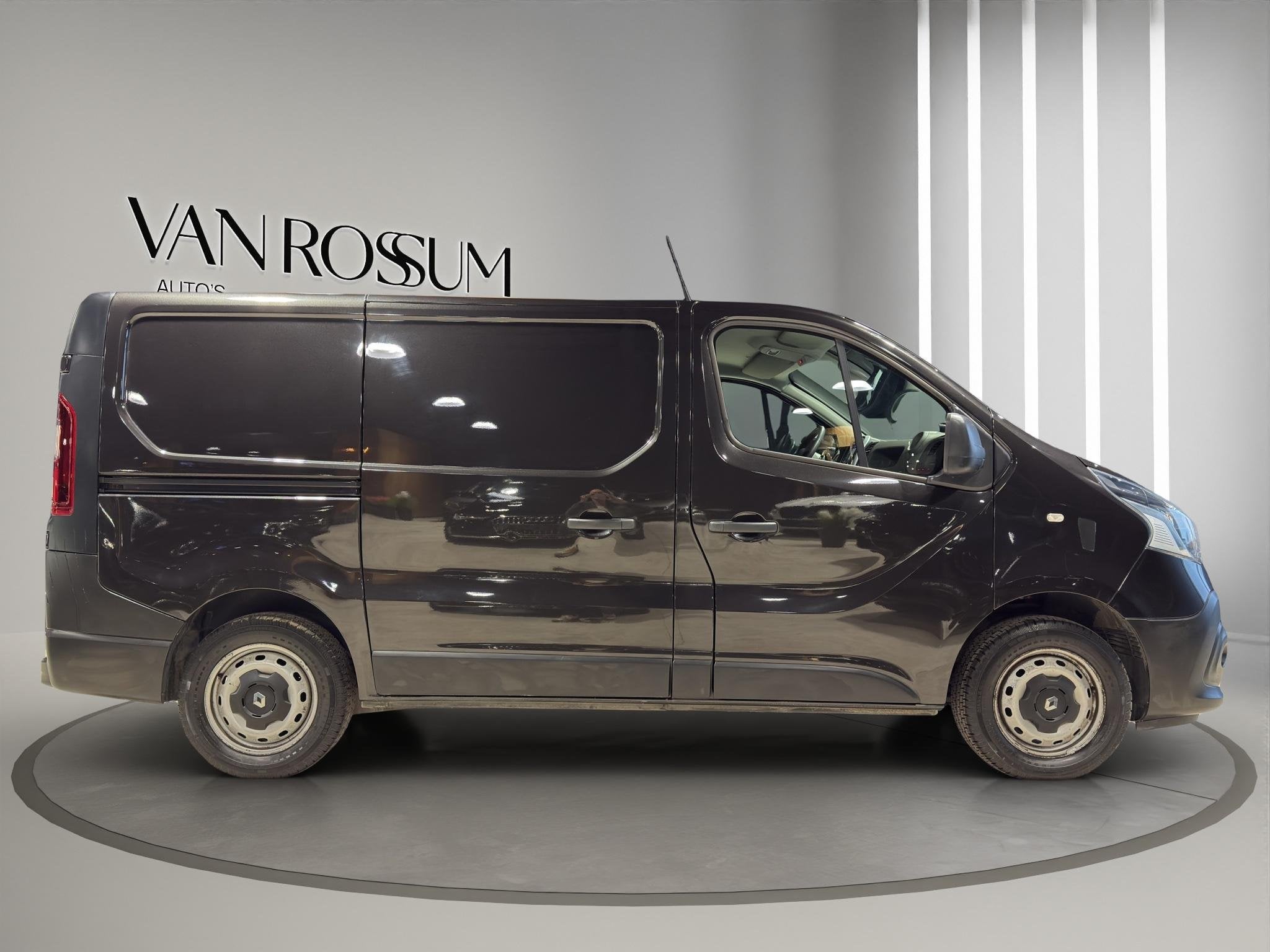 Renault Trafic L1H1 1.6 dCi 120 Energy | Airco Camera | Park, Voorwielaandrijving, Euro 5, Stof, Gebruikt