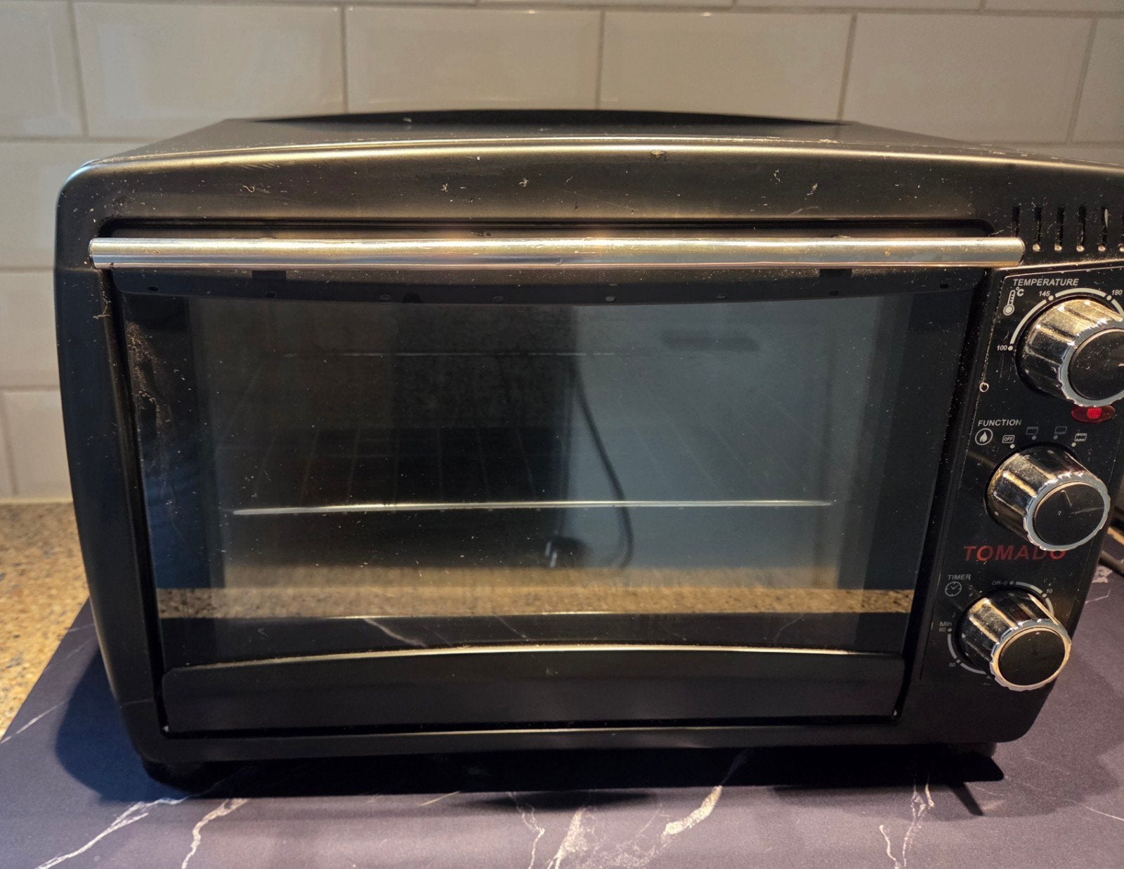 Tomado oven, gebruikt, goed voor een tweede ronde, Ophalen, Minder dan 45 cm, Oven, Vrijstaand