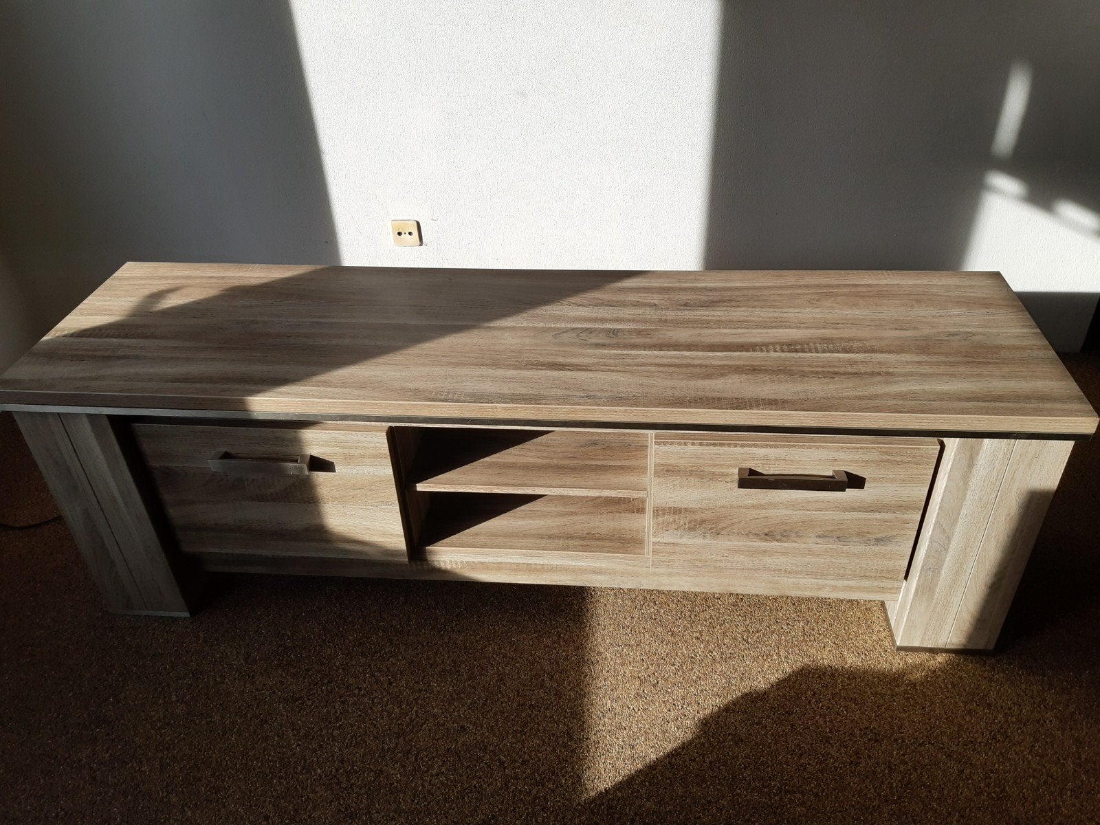 TV Meubel, Ophalen