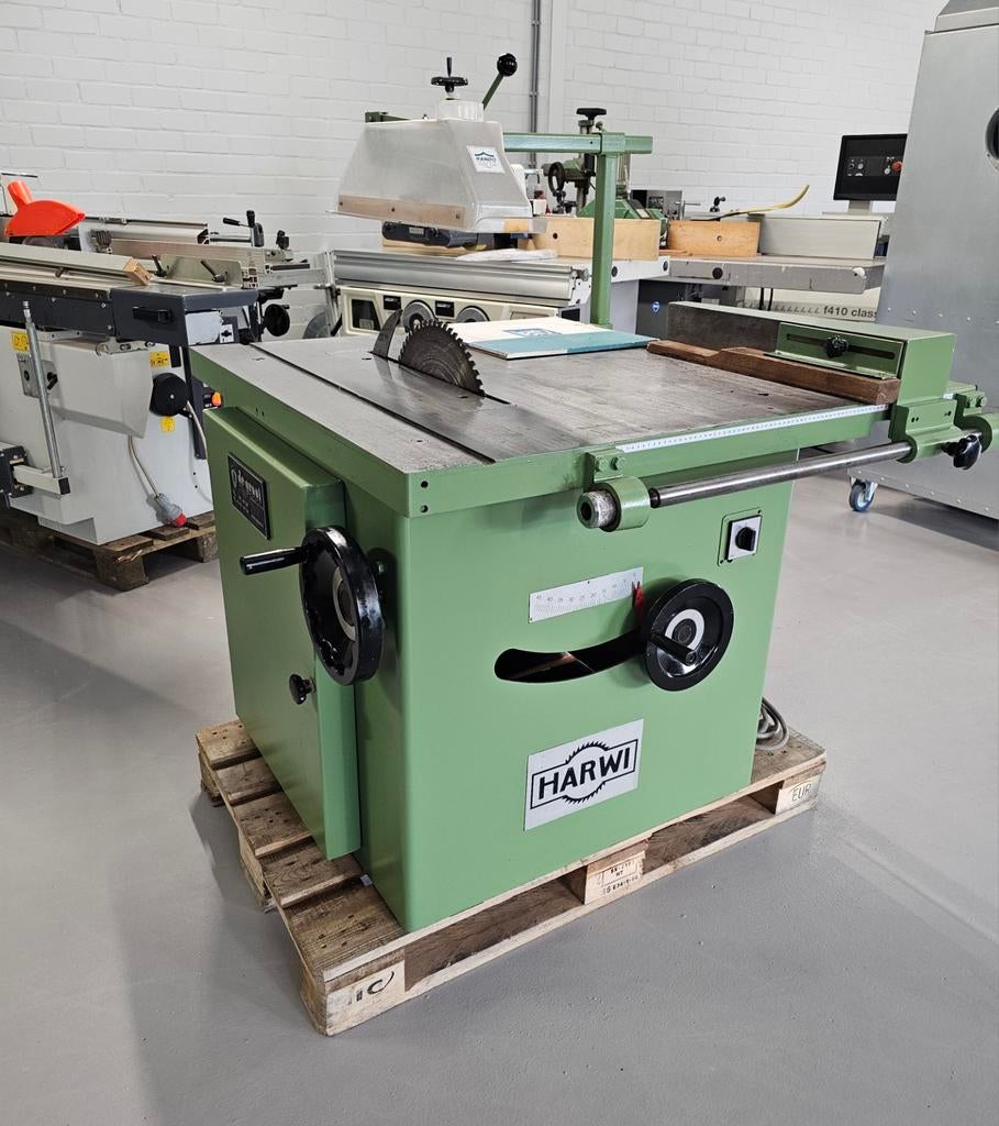 Harwi Cirkelzaag Type 130 Schuininstelbaar, Doe-het-zelf en Verbouw, Gereedschap | Zaagmachines, Ophalen, Gebruikt, Cirkelzaag