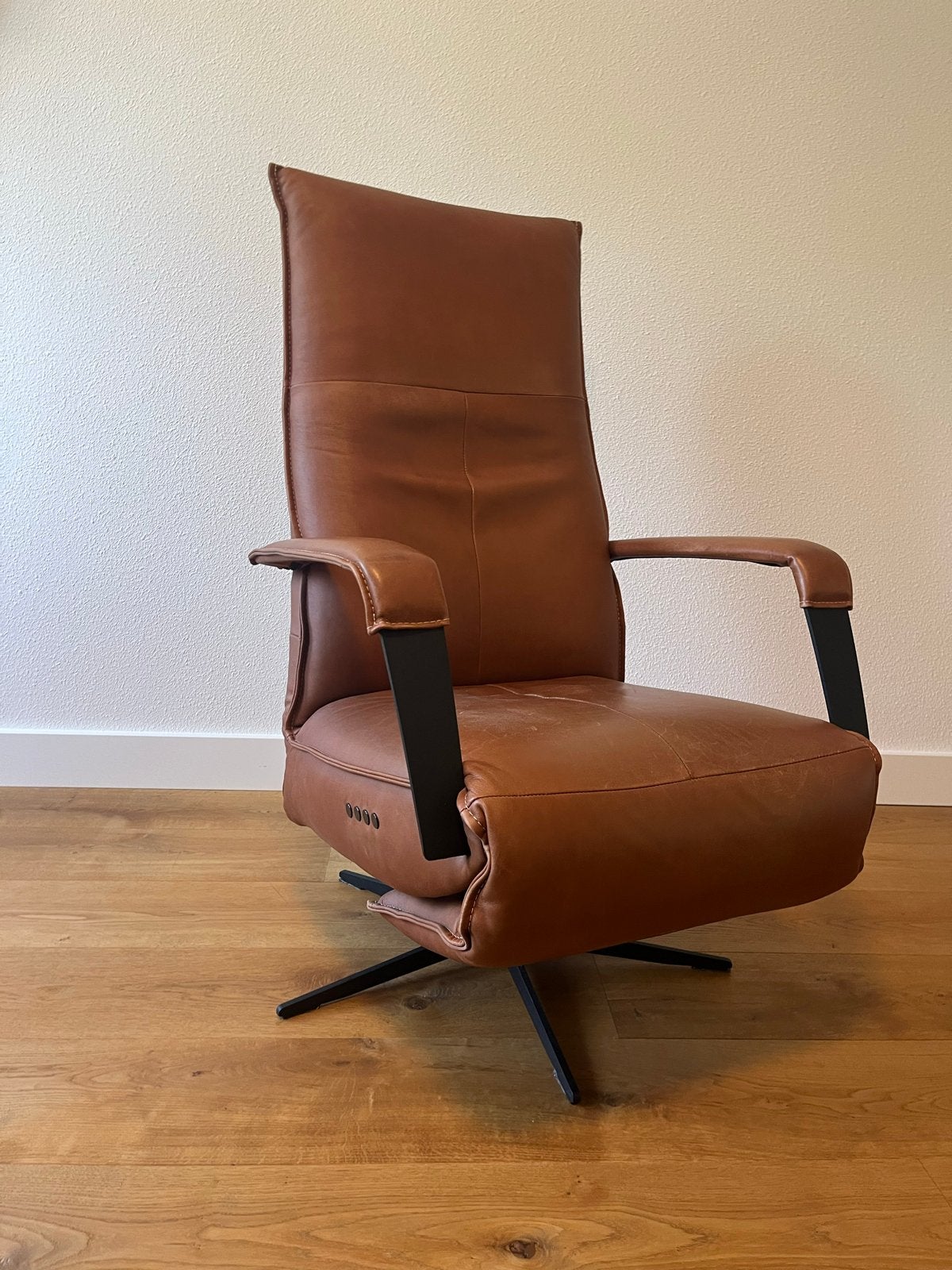 Relaxfauteuil Donna Leer Rancho Cognac - Bakers Zitmeubelen, Ophalen, Zo goed als nieuw, 50 tot 75 cm, Leer