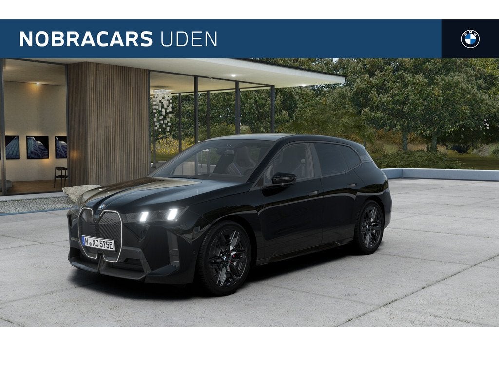 BMW iX xDrive45 M Sport / Panoramadak Sky Lounge / Trekhaak, Auto's, BMW, Automaat, Zwart, IX, Zwart