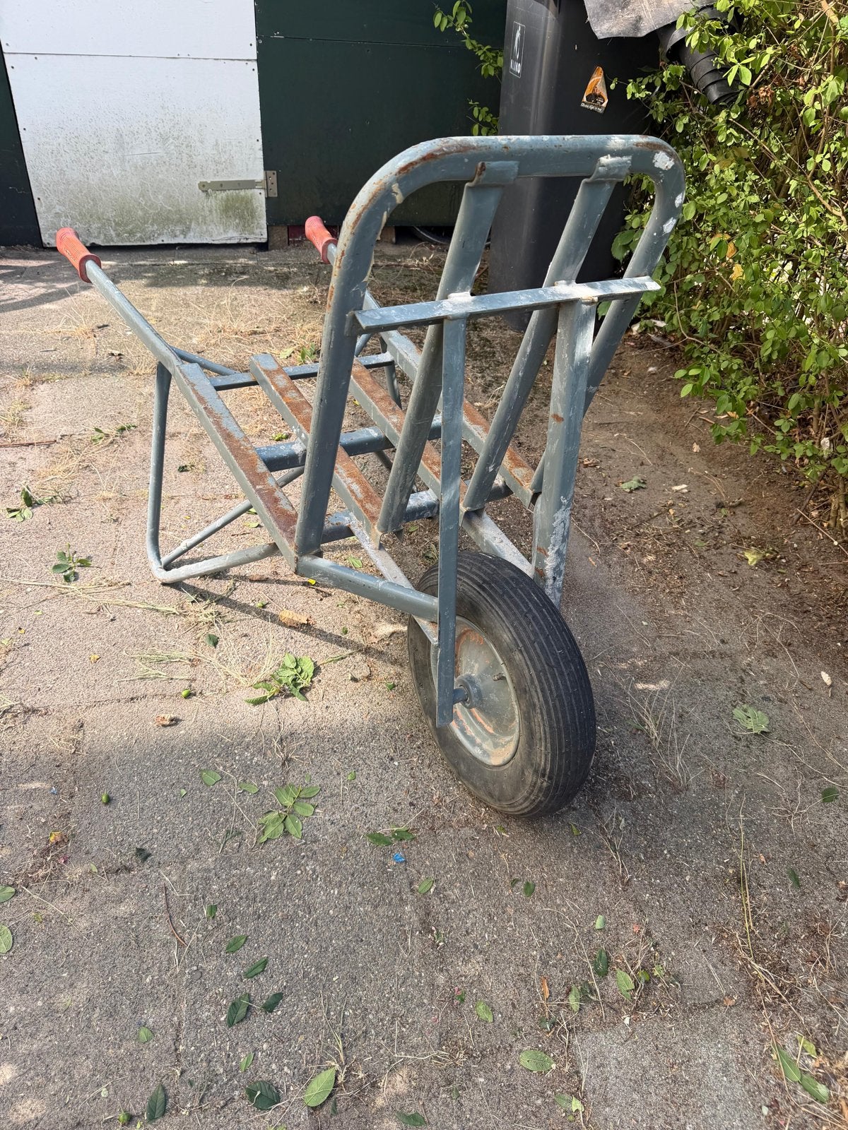 Stevige steenwagen voor tuin en bouw - Gebruikt, Ophalen, Gebruikt, Handmatig, Eenwielig