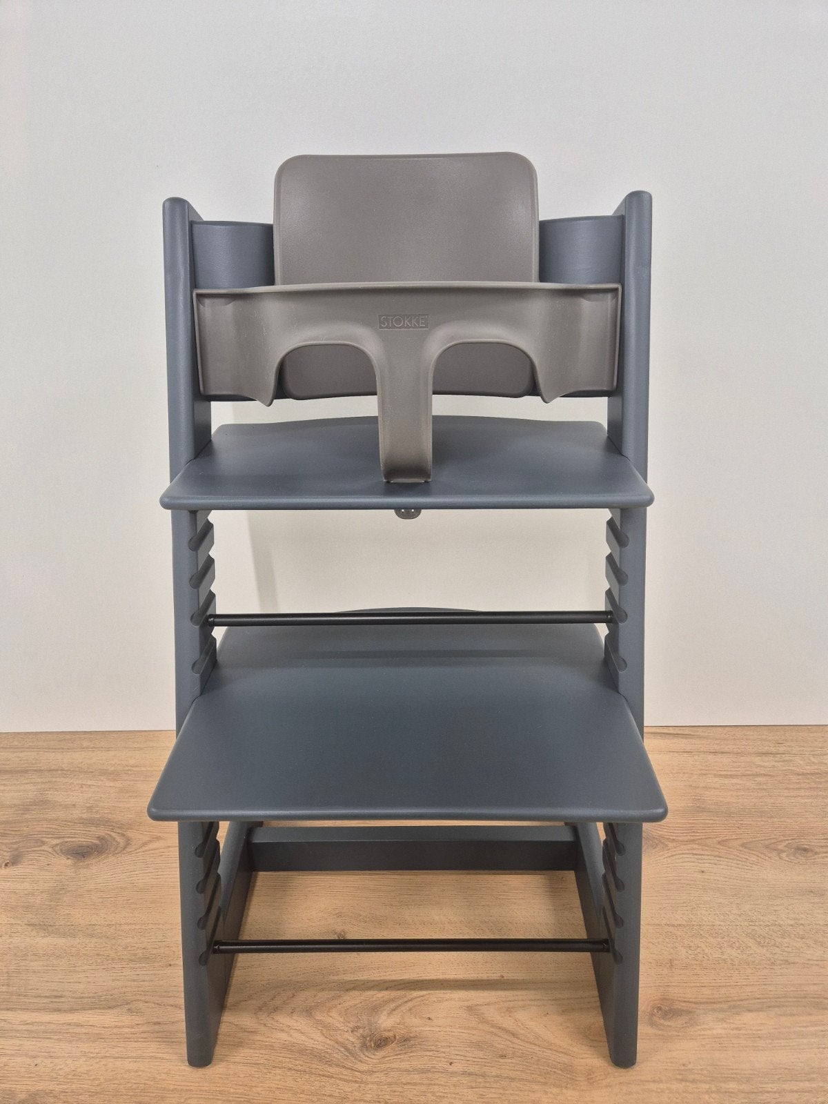 Stokke Tripp Trapp met babyset, Antraciet, Kinderen en Baby's, Ophalen of Verzenden, Zo goed als nieuw, ., .