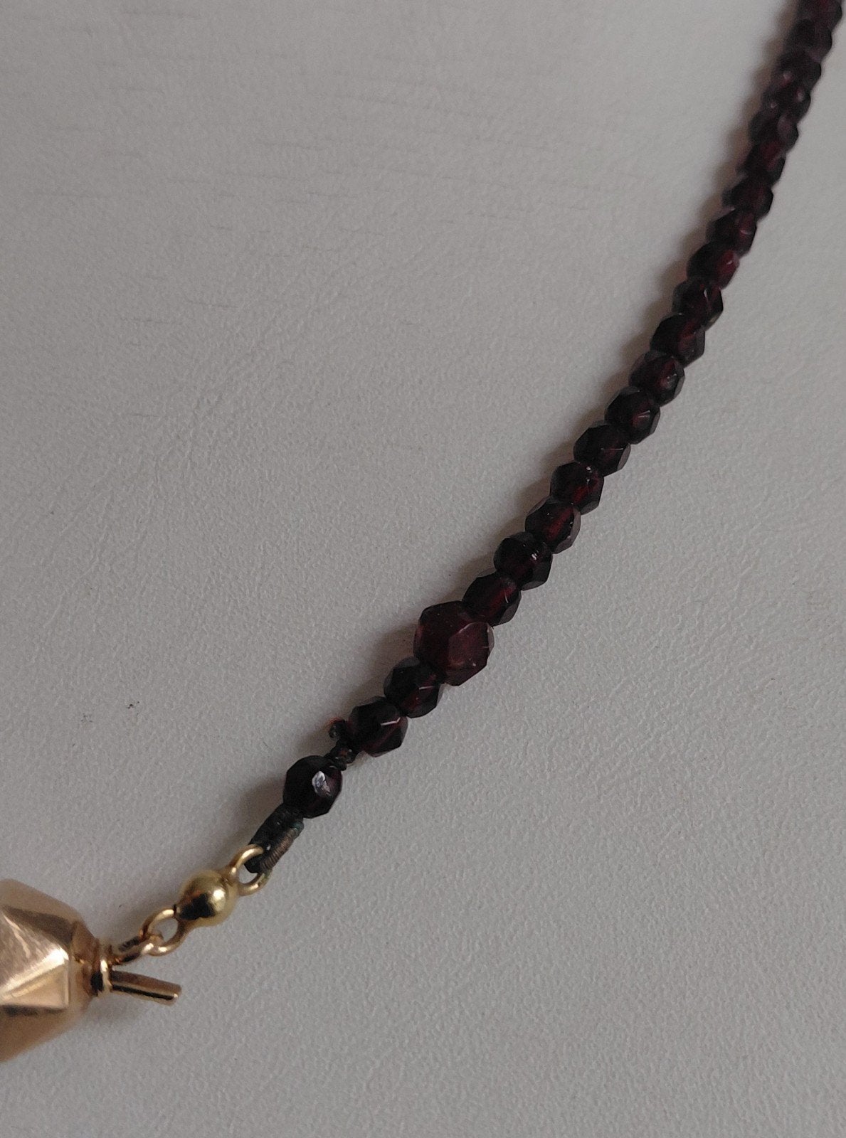 Granaat ketting met gouden sluiting, Sieraden, Tassen en Uiterlijk, Verzenden, Goud, Ketting, Met edelsteen
