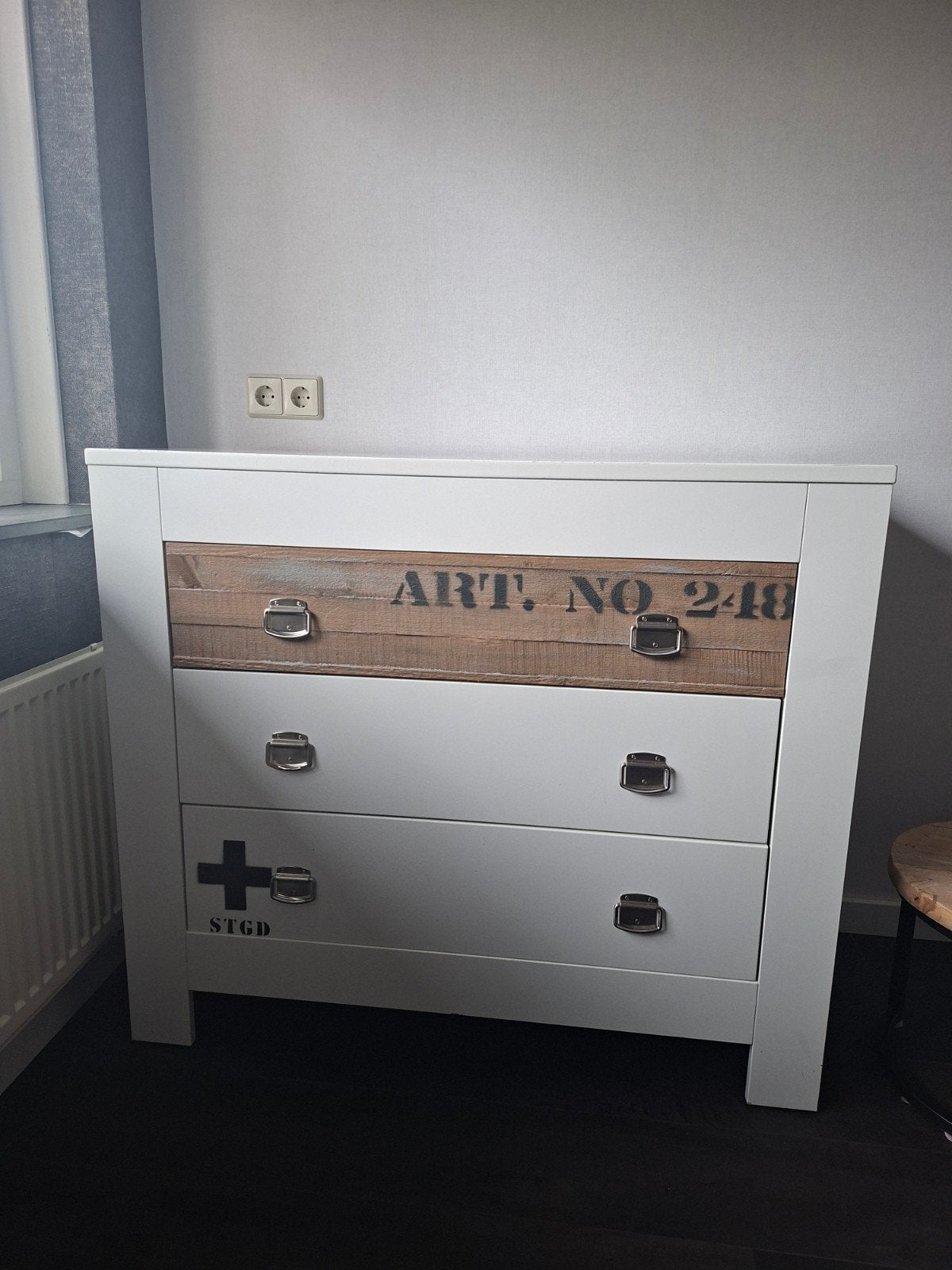 Stoere commode, Ophalen, Jongetje of Meisje