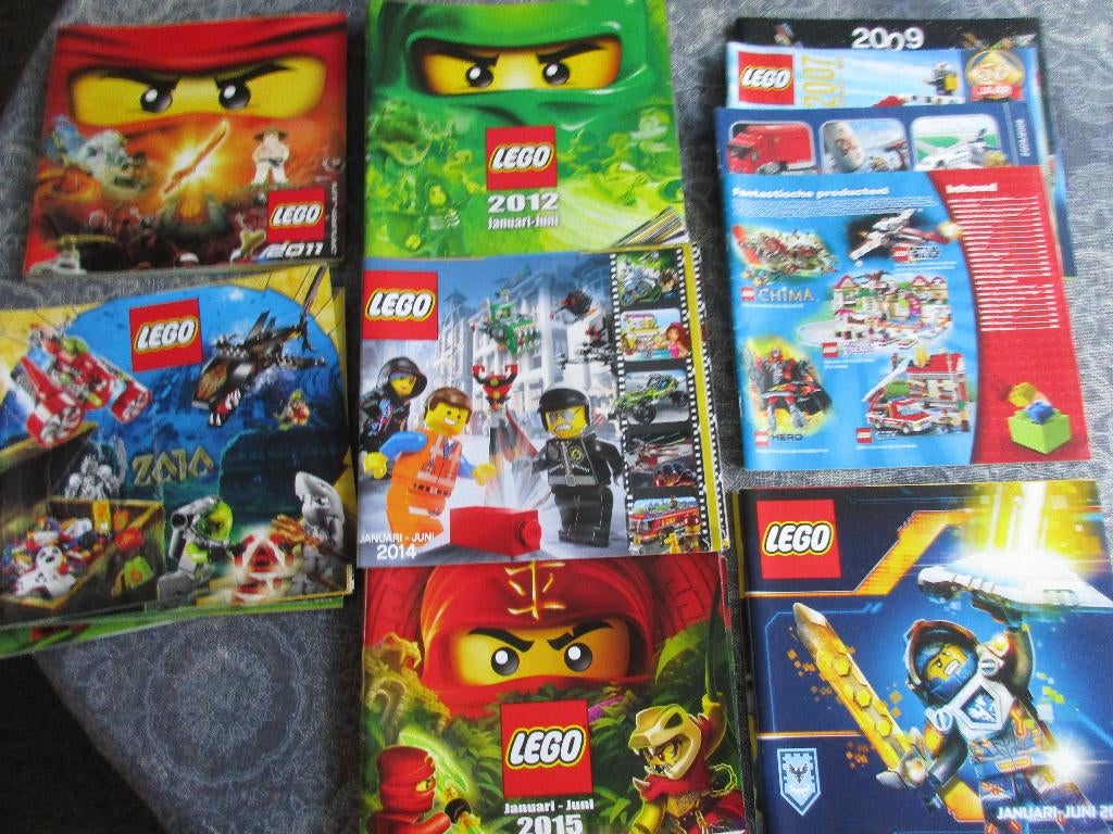 stapel Lego catalogus - 2006 - 2016 Nederlands / Duits -5,00, Ophalen of Verzenden, Zo goed als nieuw