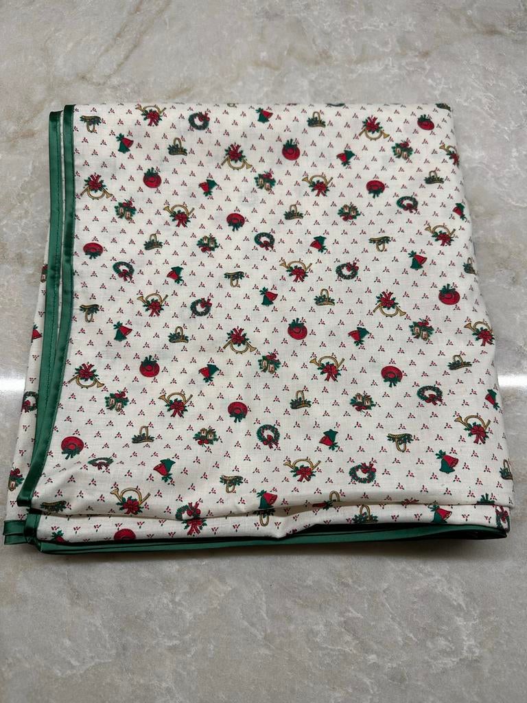 Mooi kerst tafelkleed van 115x115 cm., Diversen, Kerst, Ophalen of Verzenden