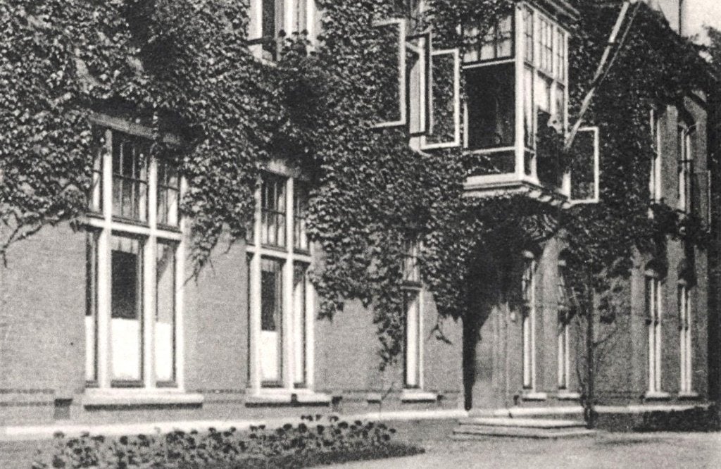 969037	Leiden	Jr 30 40 ziekenhuis	Diaconessenhuis, Ophalen of Verzenden, 1920 tot 1940, Ongelopen, Zuid-Holland