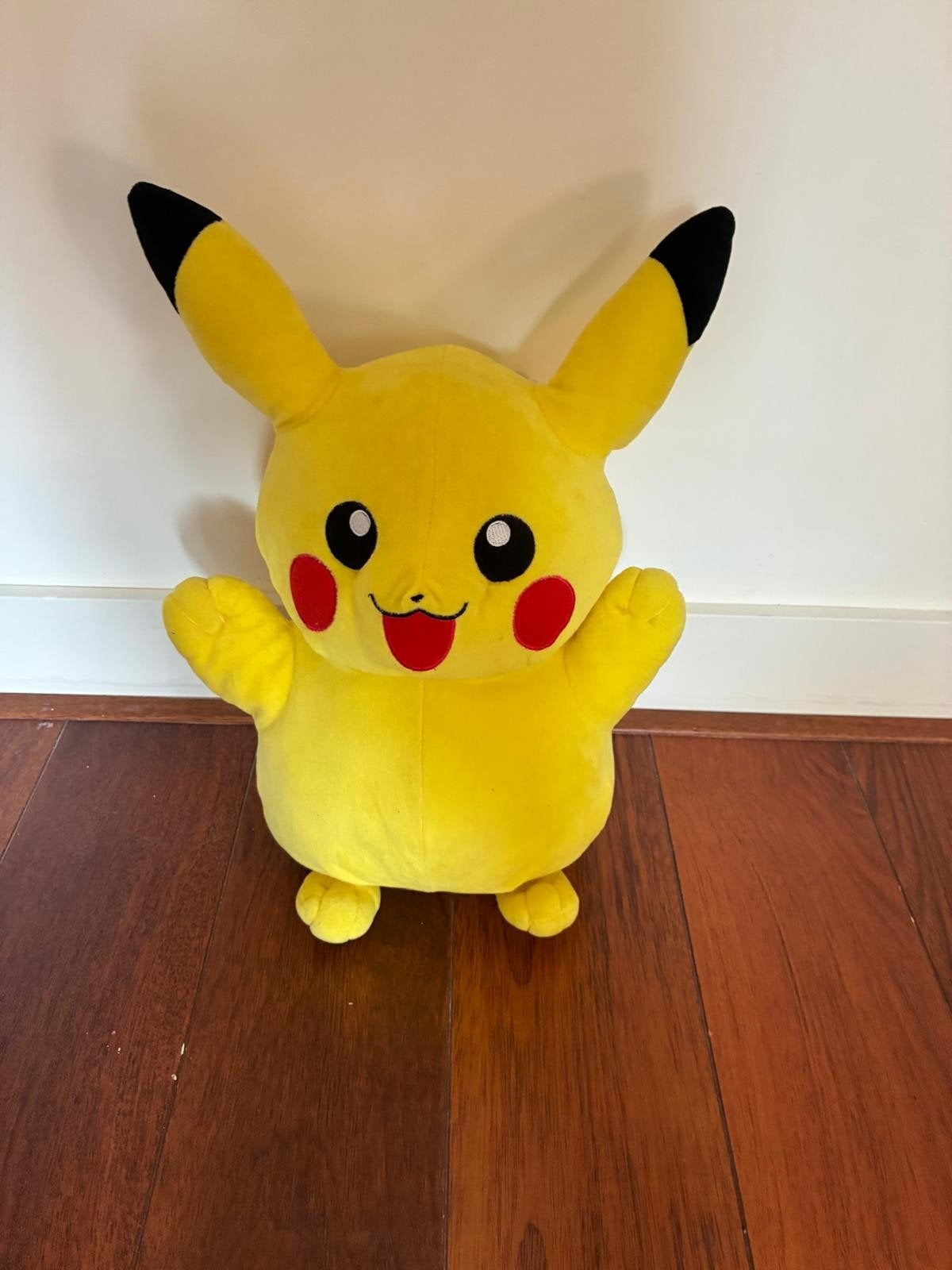 Pikachu Pokemon knuffel 35 bij 20 cm, Ophalen, Overige typen
