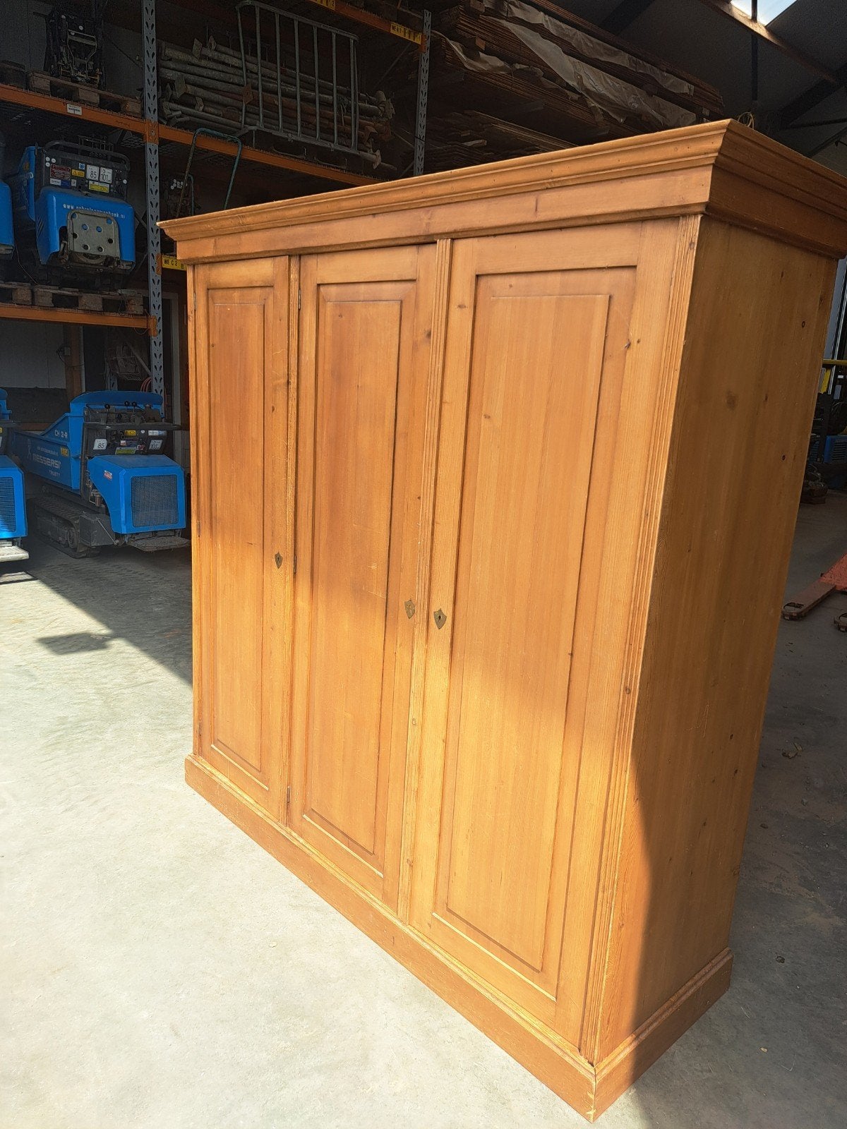 Antieke kast 200 cm hoog 60 cm diep 186.5 cm breed, Ophalen