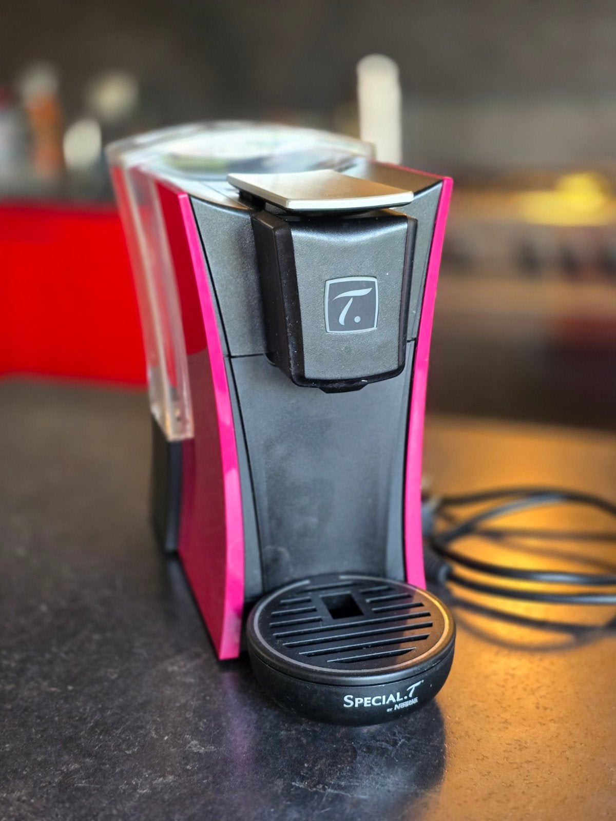 Nestle Special T machines met kopjes, ice tea set en filter, Ophalen, Afneembaar waterreservoir, Overige modellen, Overige typen