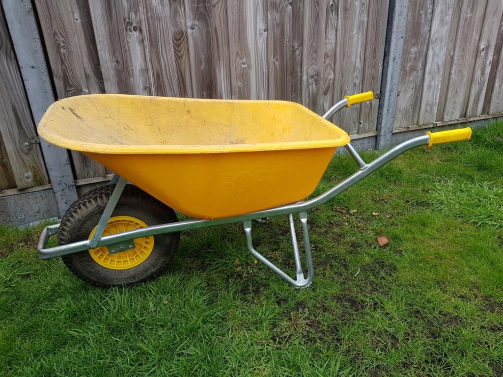 Te huur kruiwagens en steenkruiwagens., Tuin en Terras, Kruiwagens, Gebruikt, Handmatig, Eenwielig, Ophalen