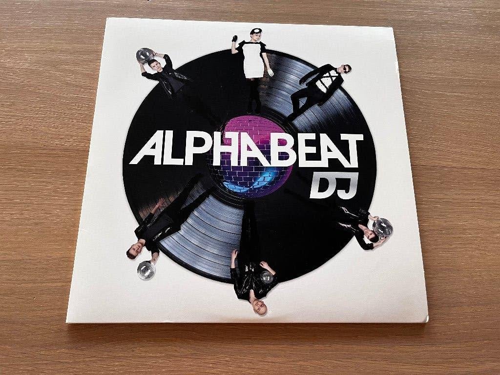 Alphabeat - DJ - 12 inch vinyl - incl. stickervel, Ophalen of Verzenden, Zo goed als nieuw, 12 inch