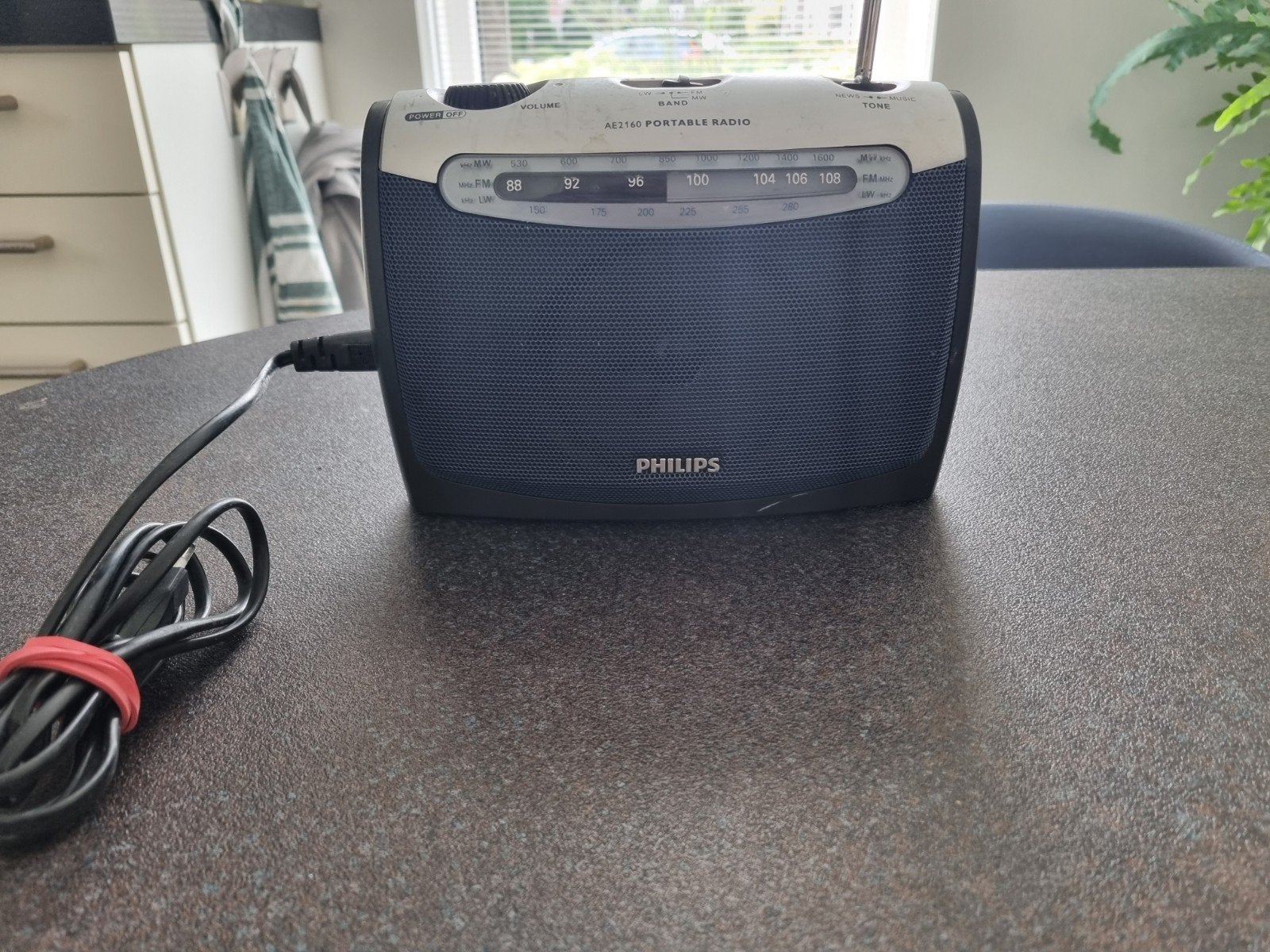 Philips AE2160 Draagbare Radio - FM/MW/LW, Ophalen of Verzenden, Gebruikt