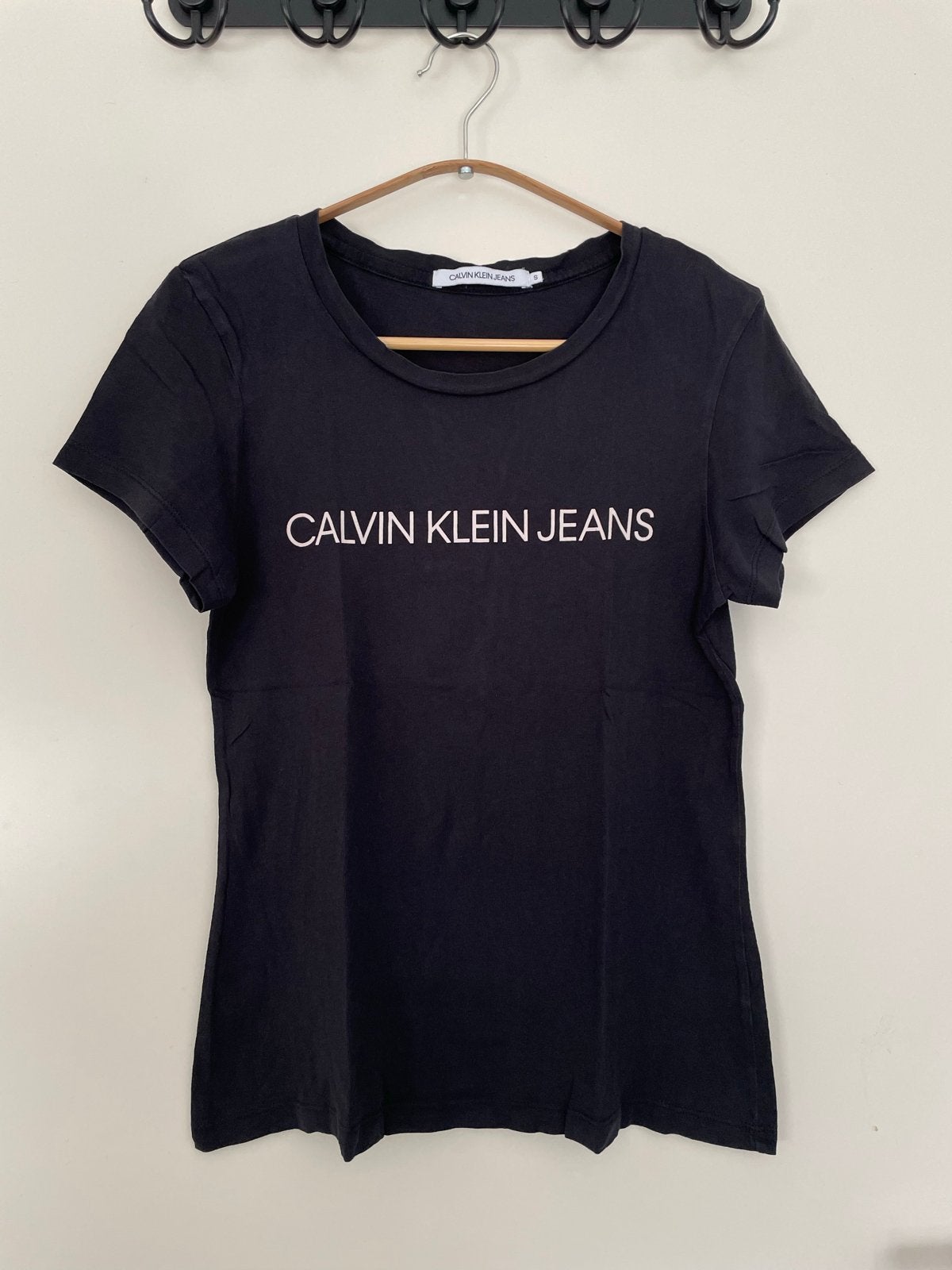Calvin Klein Jeans T-shirt - Maat S, Zwart, Ophalen of Verzenden, Zo goed als nieuw, Korte mouw