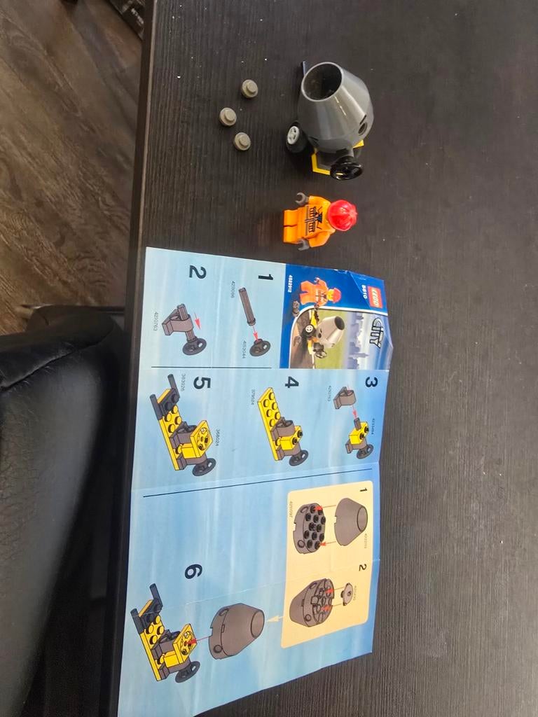 Lego City Betonmixer met Minifiguur en Instructies, Kinderen en Baby's, Speelgoed | Duplo en Lego, Compleet, Lego, Ophalen of Verzenden
