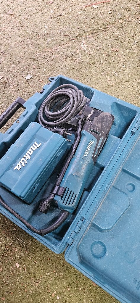 Makita Multizaag TM 3010c, Doe-het-zelf en Verbouw, Gereedschap | Handgereedschap, Ophalen, Gebruikt, Multitool, Makita
