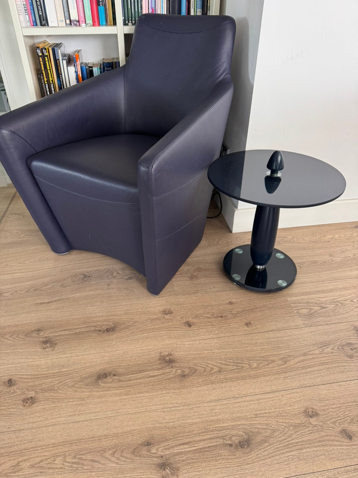 Leolux Fiji blauwleren design fauteuil, Huis en Inrichting, Ophalen, Leer, Zo goed als nieuw, 75 tot 100 cm