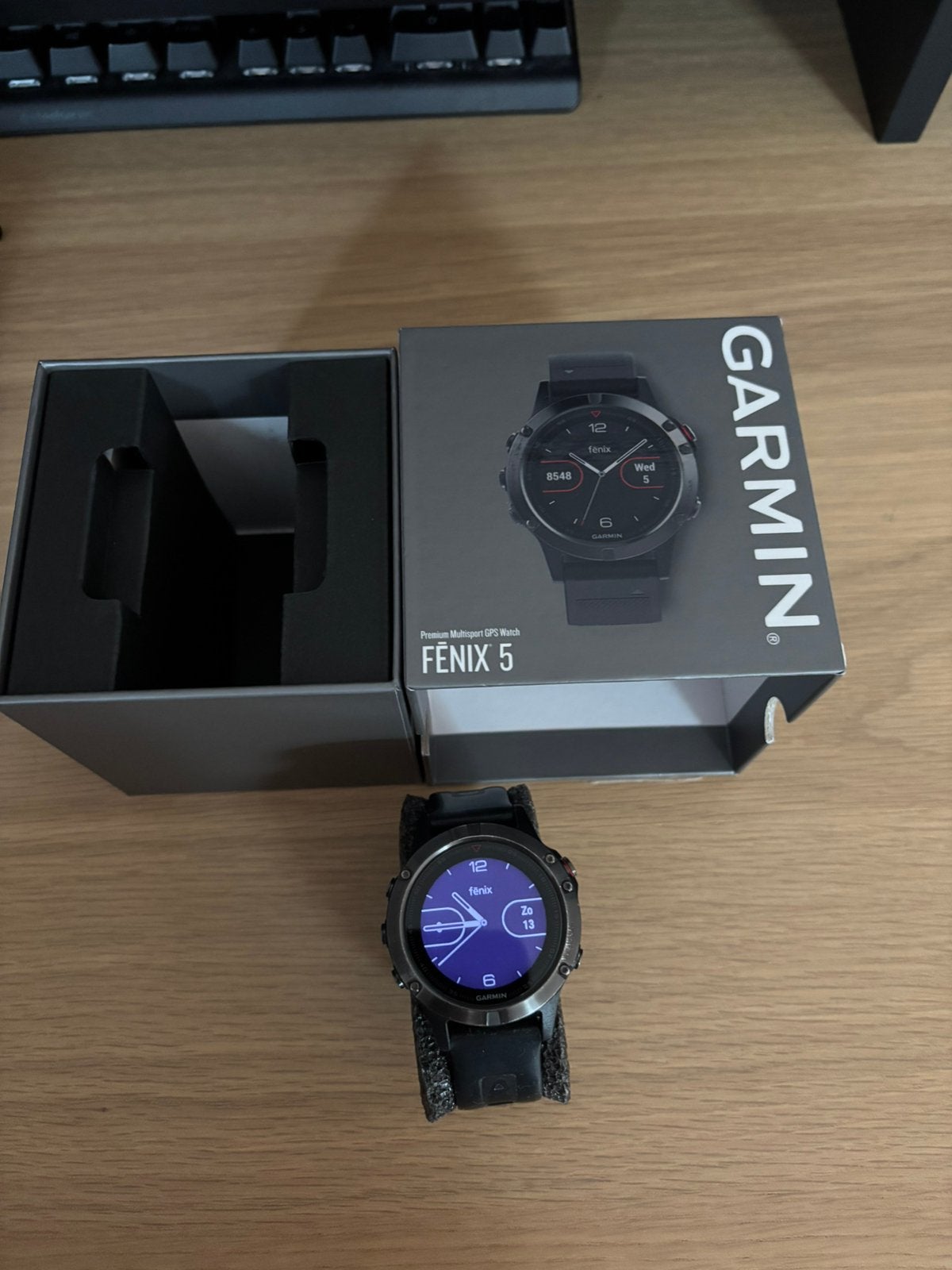 Garmin Fenix 5, Zwart, Premium Multisport GPS Watch, Zwart, Ophalen of Verzenden, Zo goed als nieuw, Waterdicht