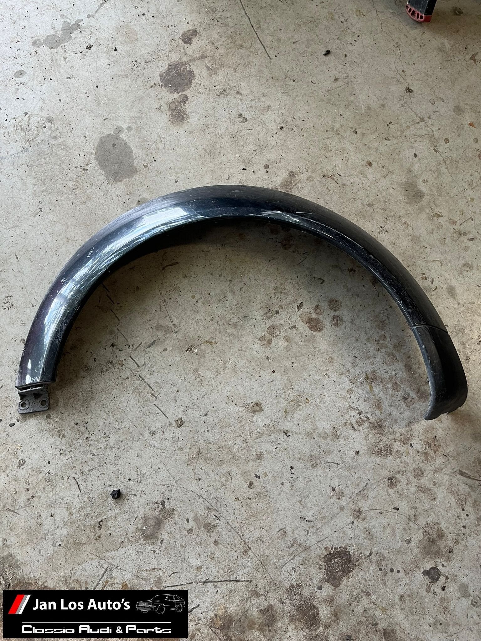 Wielrand zwart Audi a2 links achter, Auto-onderdelen, Gebruikt, -, -, Spatbord