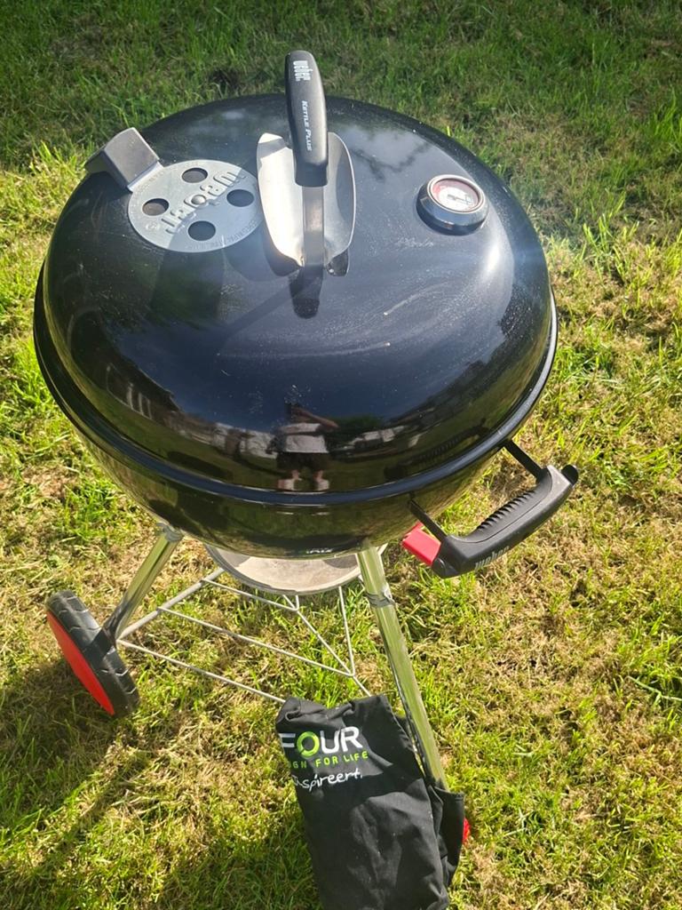 Weber Kettle Plus houtskoolbarbecue, Ophalen, Gebruikt, Weber