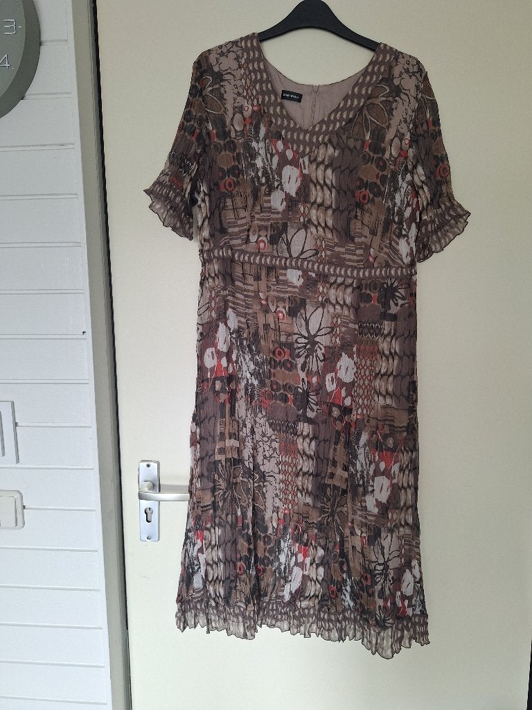 Jurk Gerry Weber, maat 42, Beige, Maat 42/44 (L), Ophalen of Verzenden, Zo goed als nieuw