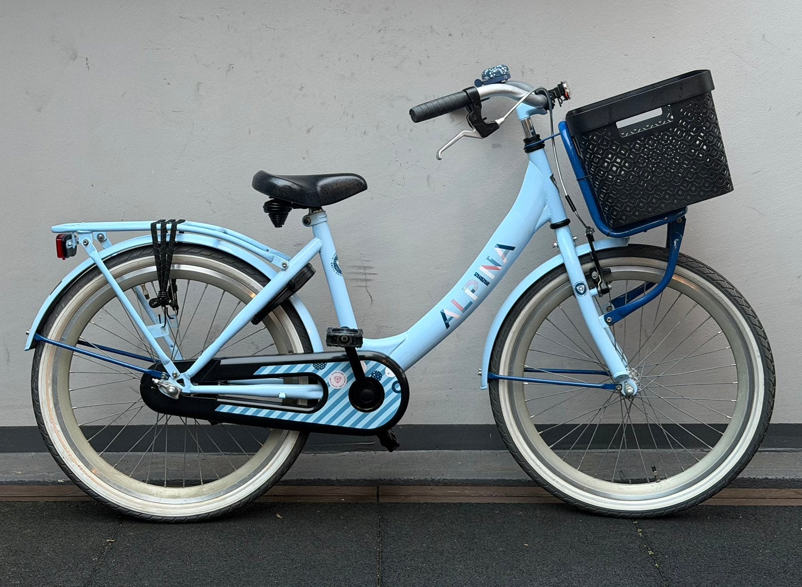 Alpina Clubb, 22 inch, nette en complete meidenfiets, Ophalen, Terugtraprem, 22 inch, Handrem