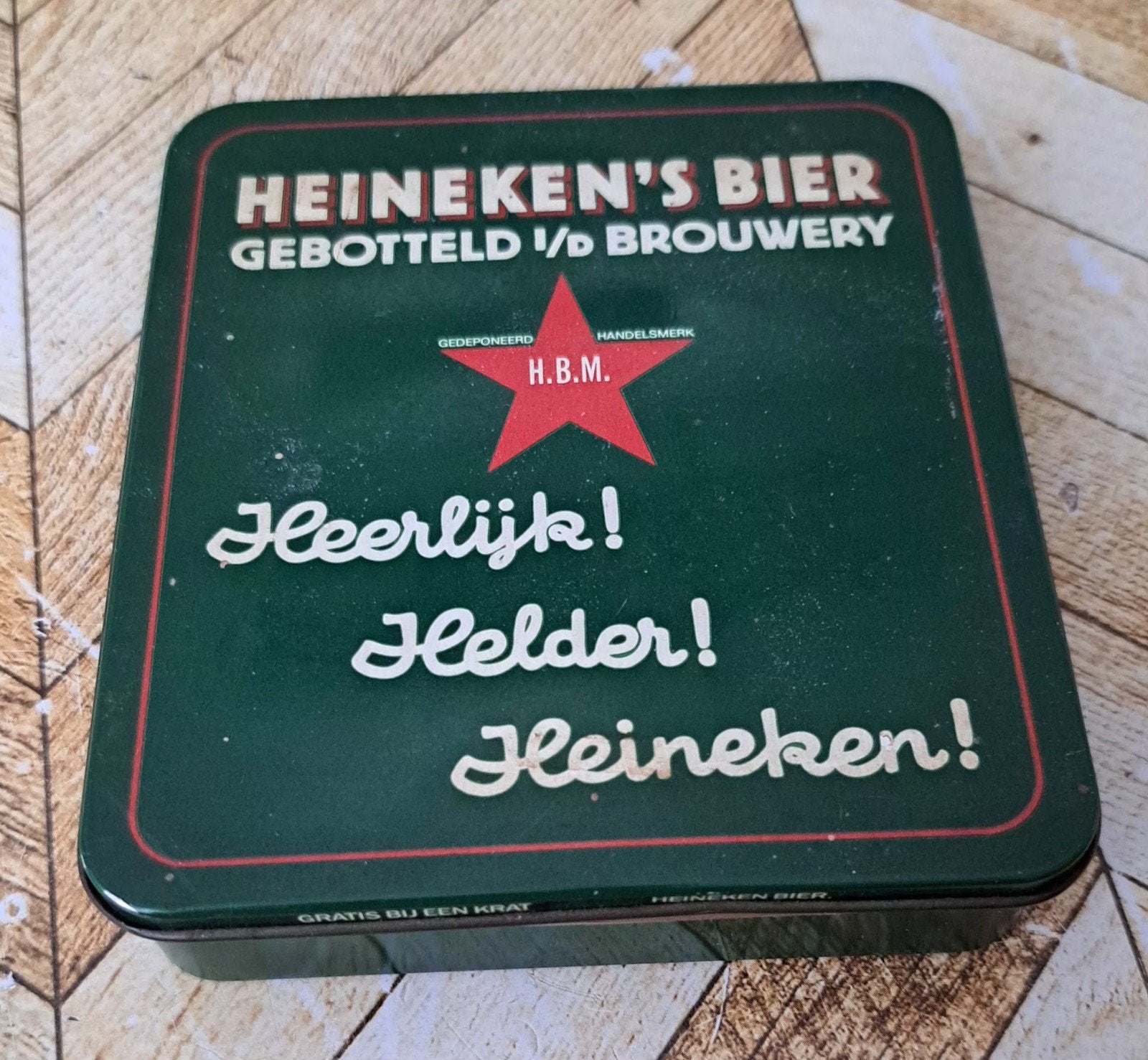 NIEUW blikje van heineken bier met oude bierviltjes compleet, Verzamelen, Ophalen of Verzenden, Nieuw, Viltje(s), Heineken