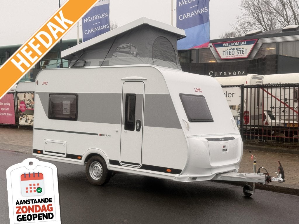 LMC Style 400 F, 1500 kg en premium matrassen en mover!, Caravans en Kamperen, Caravans, Schokbreker, Standaardzit, Bedrijf, 4 tot 5 meter