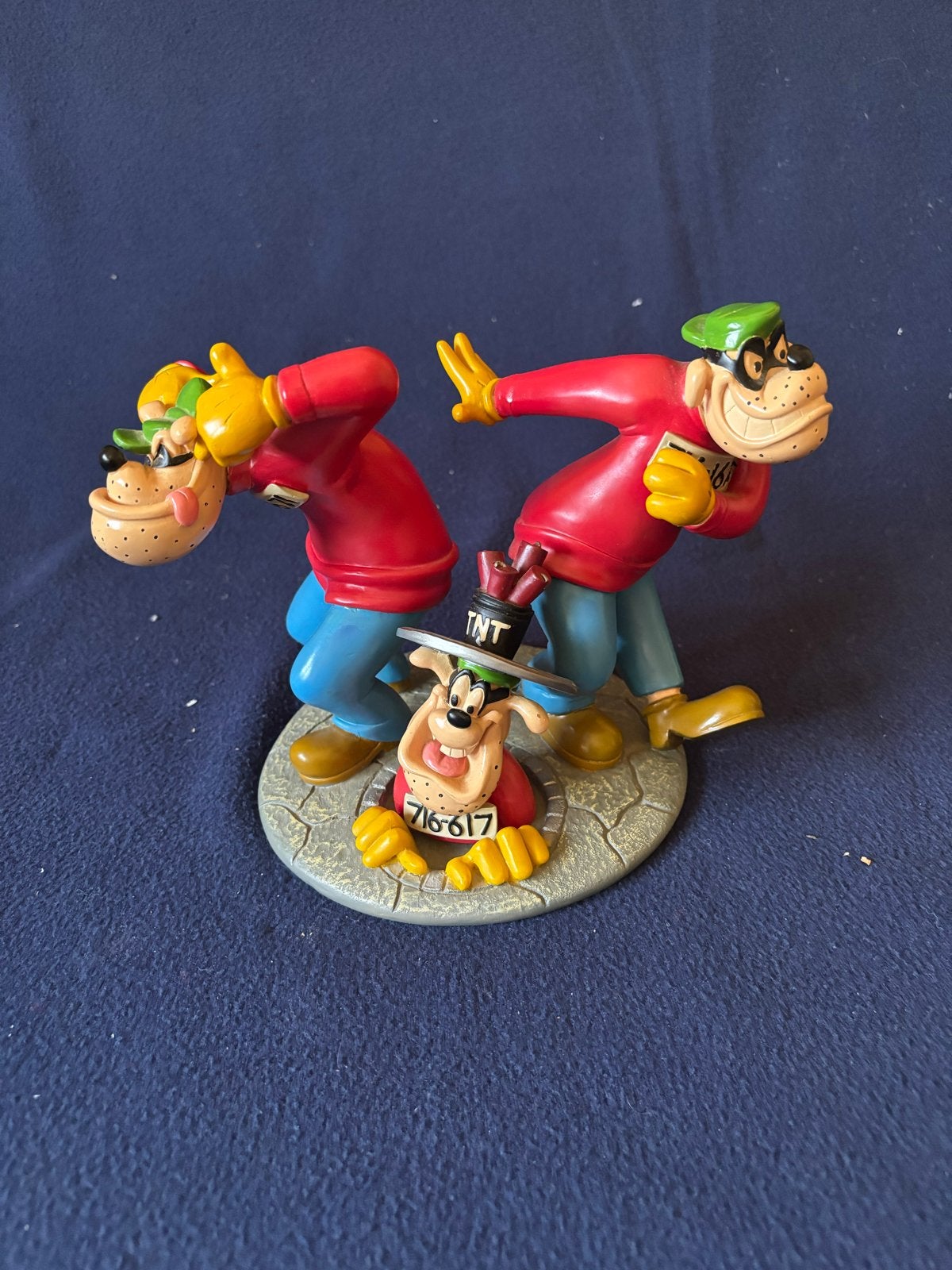 Disney Boefjes Beeldje - Zeldzaam Verzamelobject, Ophalen, Zo goed als nieuw