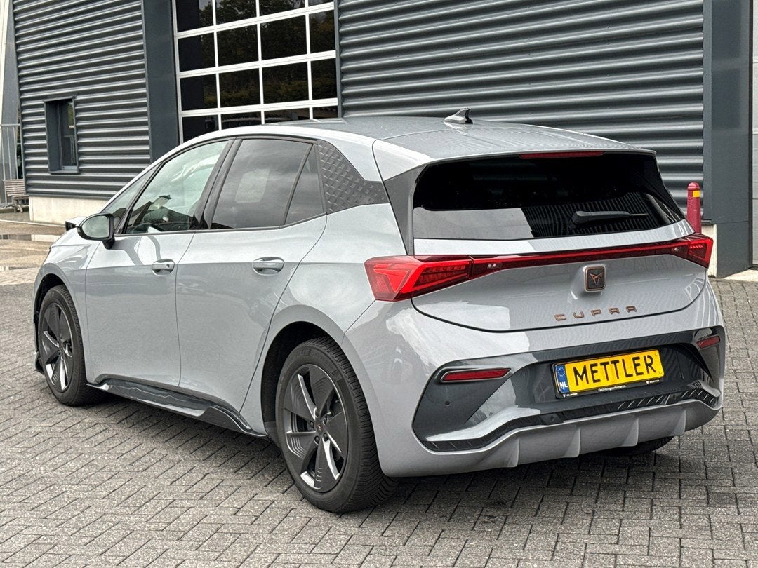 Cupra Born Essential 62 kWh | Apple carplay | Navigatie | Sc, Auto's, Automaat, Achterwielaandrijving, Gebruikt, 62 kWh