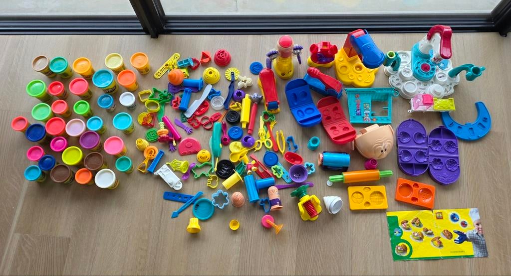 Grote Play-Doh set met veel accessoires en klei, Ophalen, Gebruikt, Jongen of Meisje