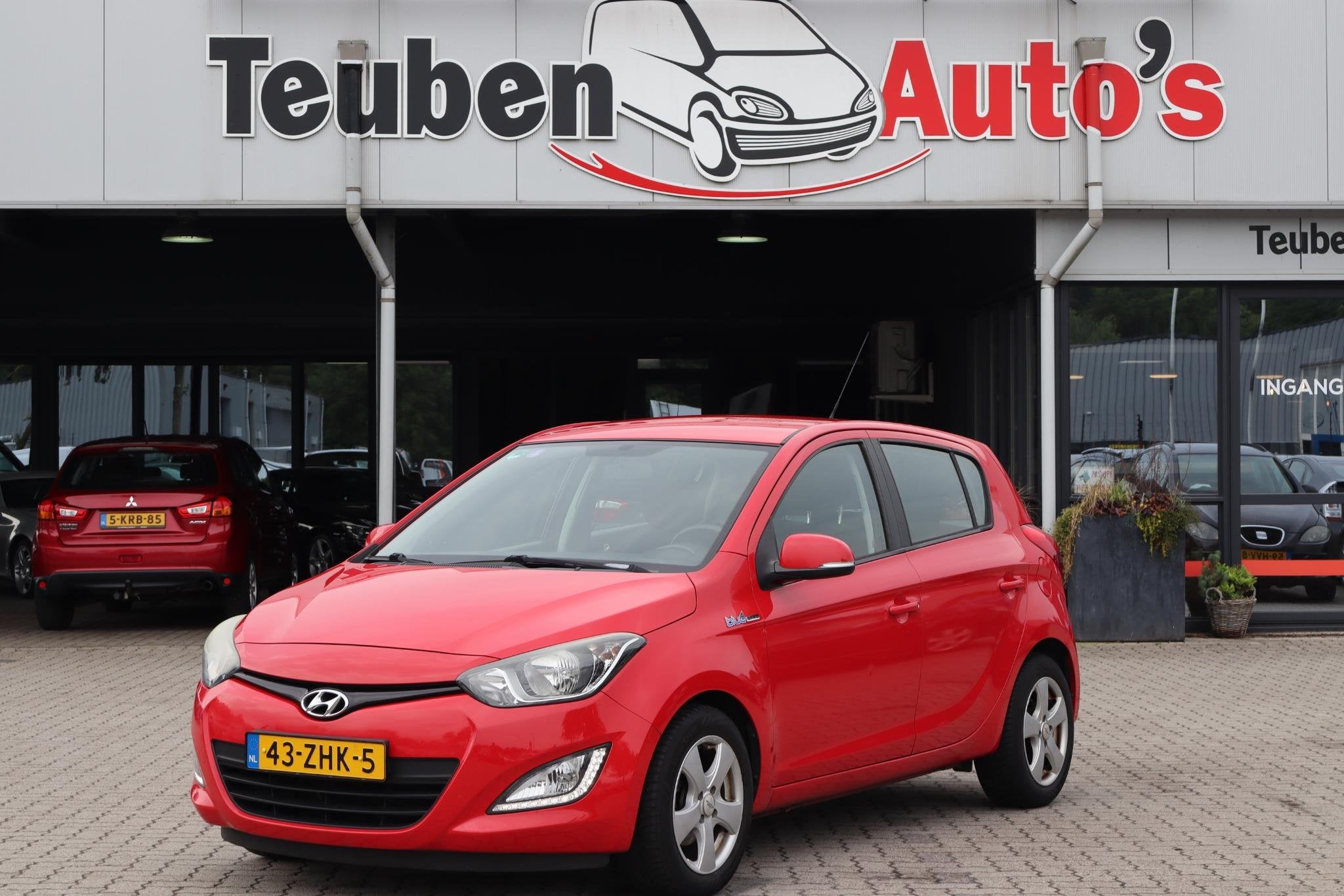 Hyundai i20 1.2i i-Motion Airco, Elektrische ramen, Radio cd, Auto's, Euro 5, Gebruikt, 31 €/maand, 4 cilinders