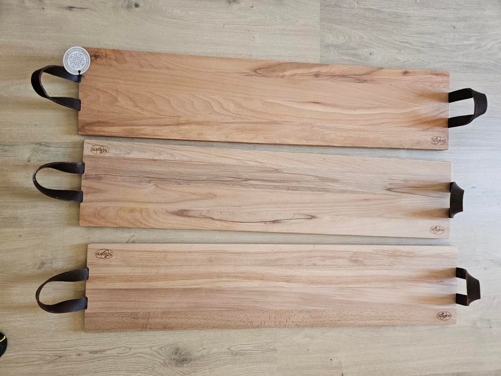 Sligro houten snij-/serveerplank met leren draagbanden, Ophalen, Zo goed als nieuw