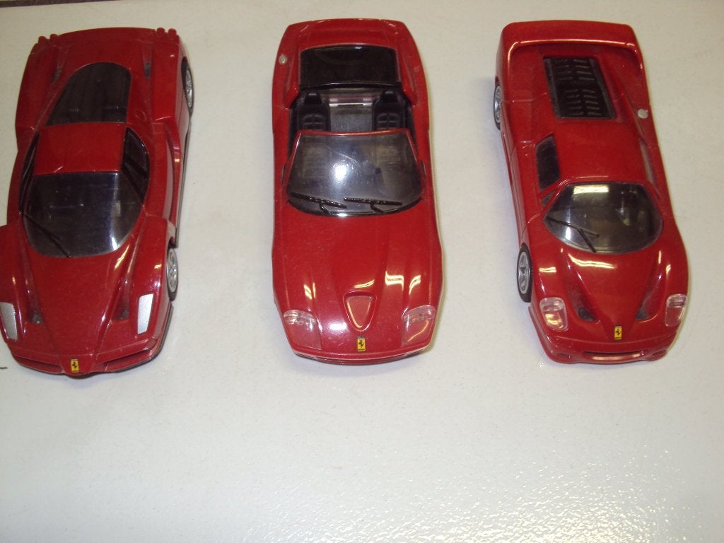 kunststof Ferrari autootjes, Ophalen of Verzenden, Nieuw