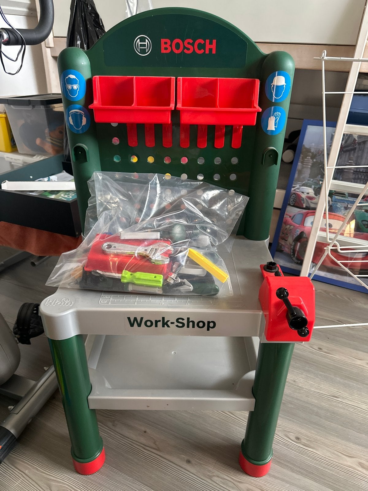 Bosch Work-Shop speelgoed werkbank met accessoires, Kinderen en Baby's, Ophalen, Gebruikt, Knutselen