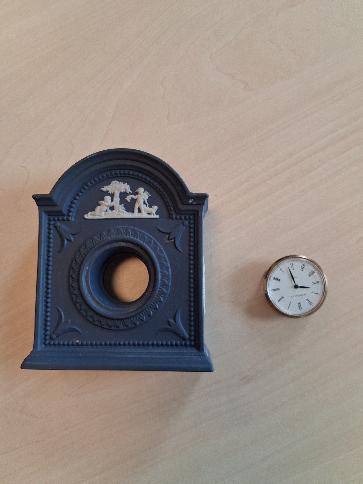 Vintage Wedgwood Jasperware Blauwe Klok, Antiek en Kunst, Ophalen of Verzenden