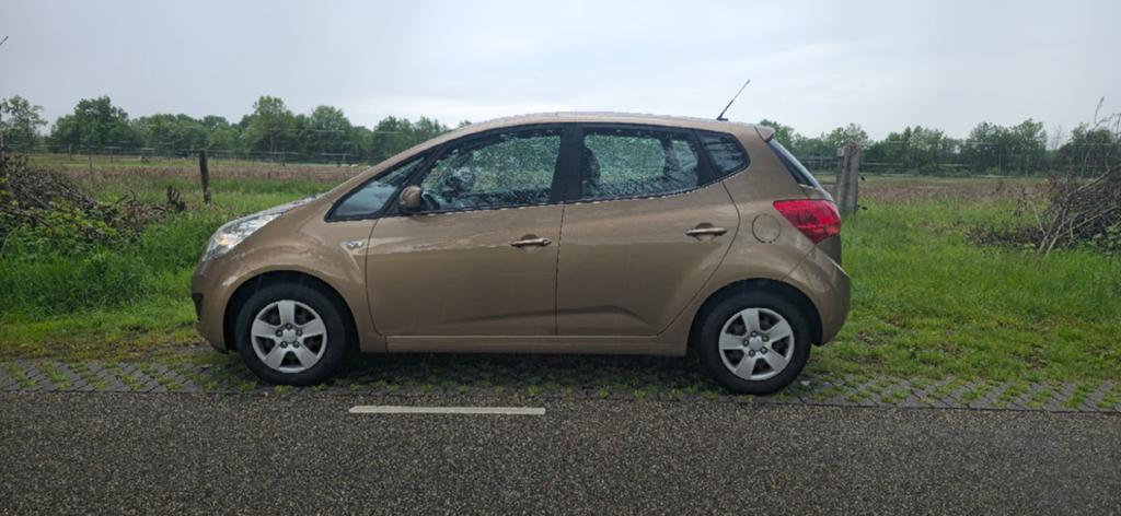 Kia Venga 1.4 X-tra Comfort Pack | 1e eigenaar |, Auto's, Voorwielaandrijving, Handgeschakeld, Particulier, Bruin