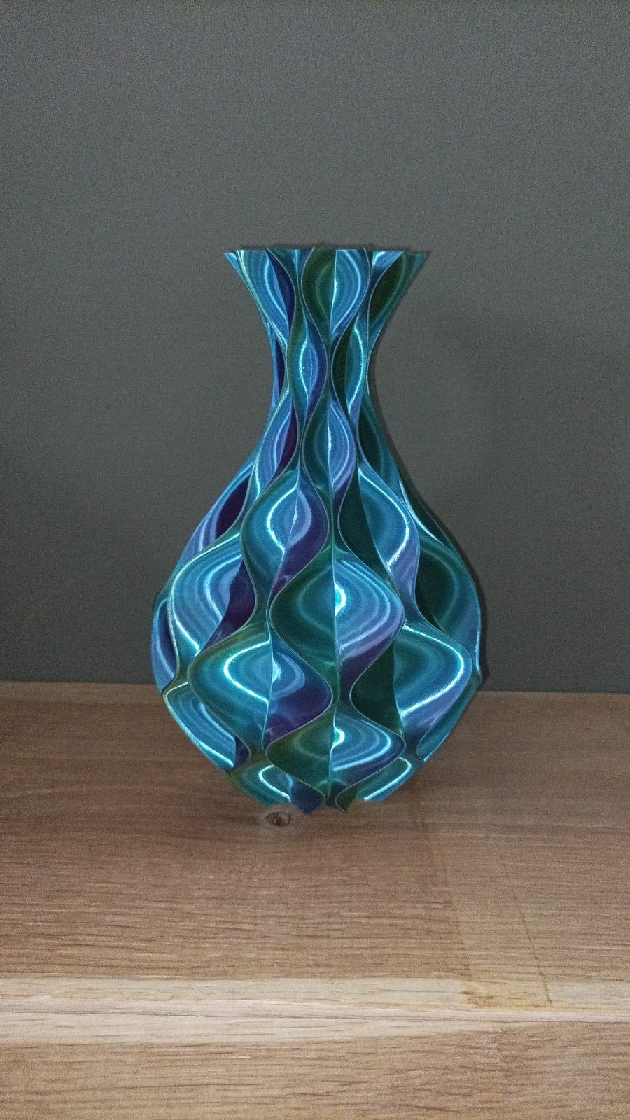 Vaas 3d populair model, Huis en Inrichting, Woonaccessoires | Vazen, Kunststof, Meerkleurig, 3D-geprint, Nieuw