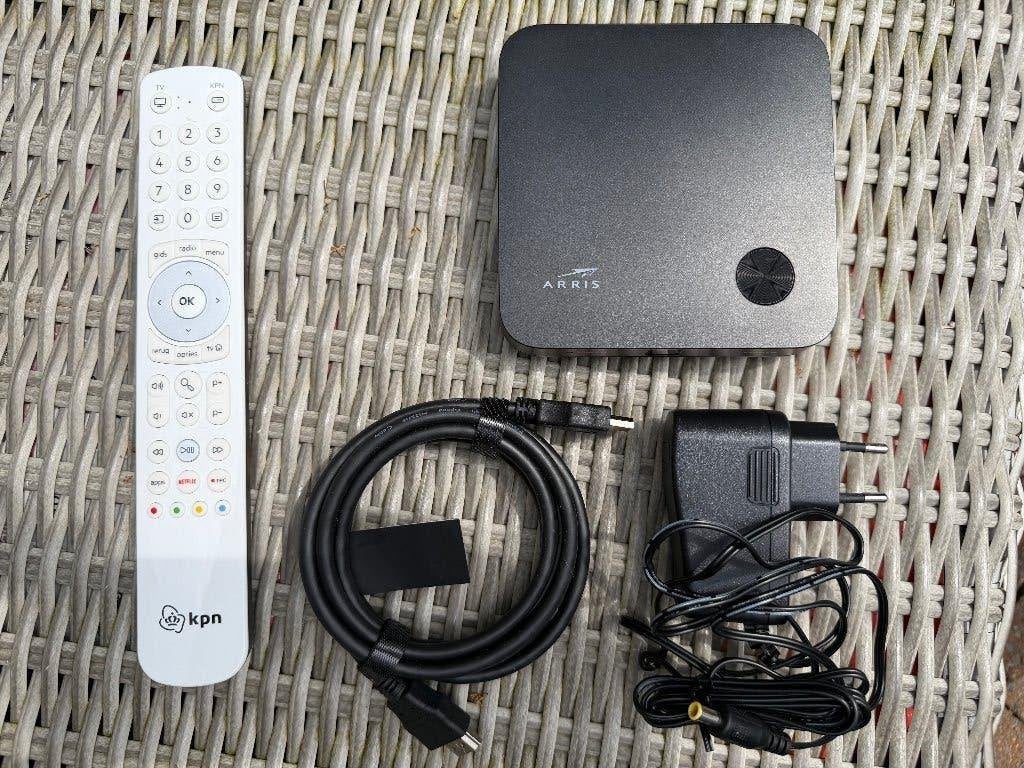 KPN TV-box VIP5202, Ophalen of Verzenden, Zo goed als nieuw, Decoder