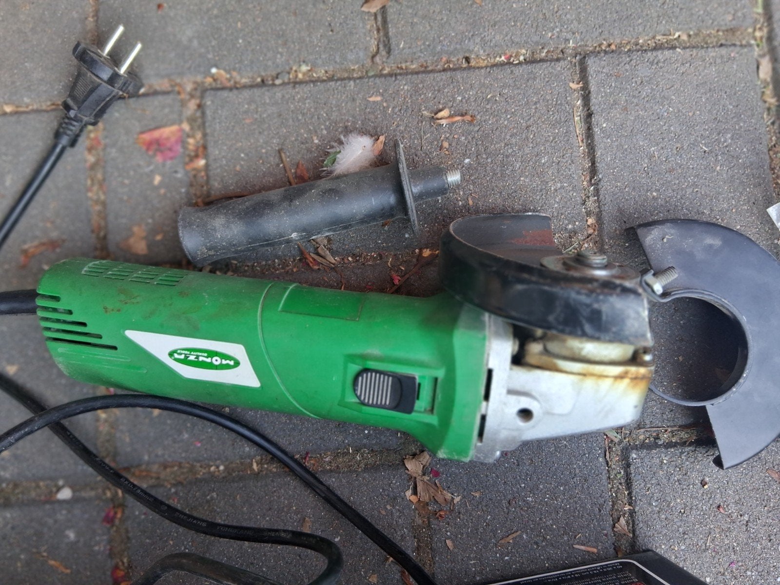 Haakse slijper, Ophalen, Minder dan 700 watt, Haakse handslijpmachine